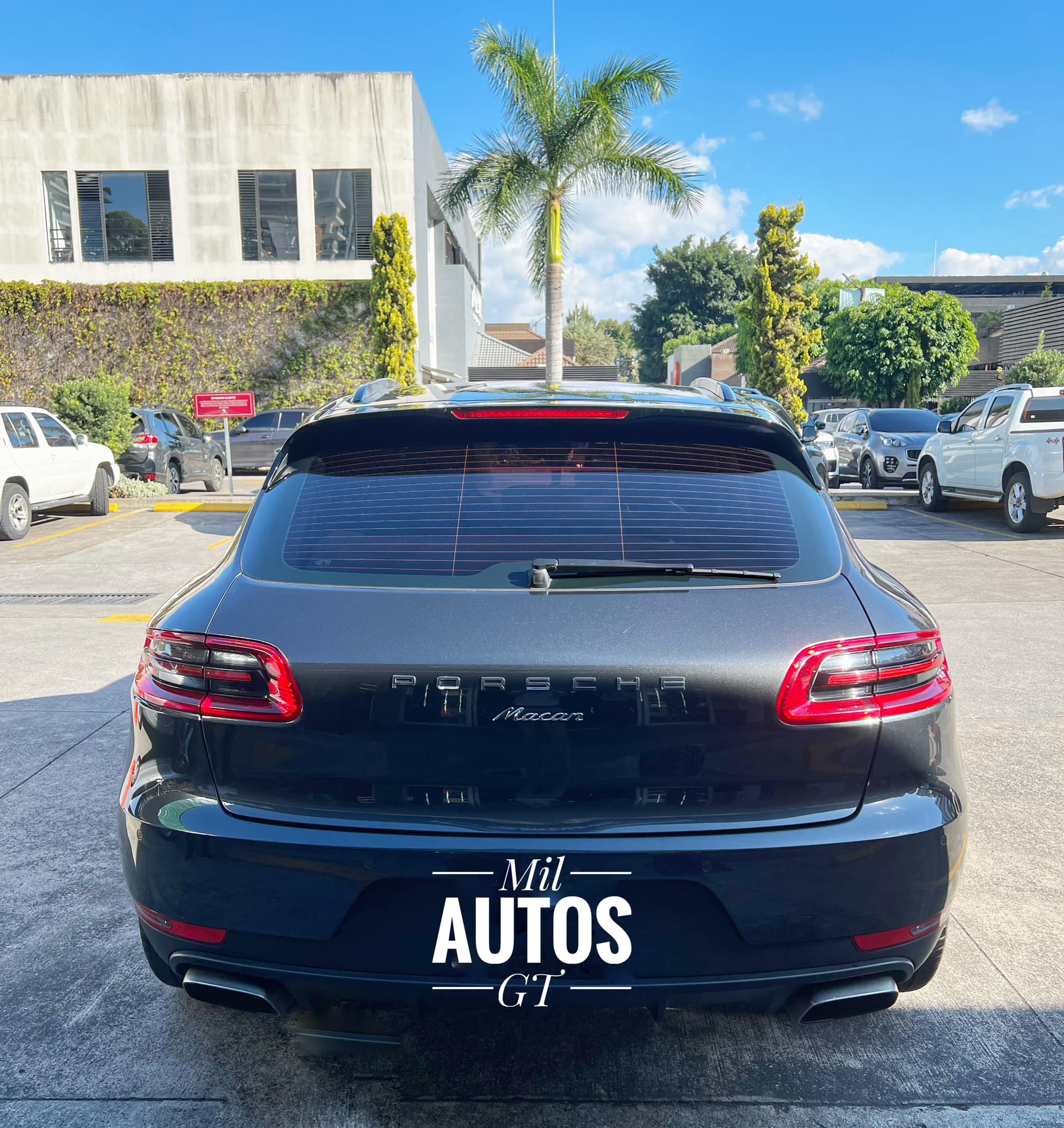 PorscheMacan (8)
