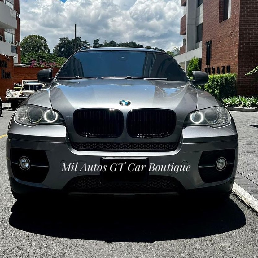 BMW X6 50i