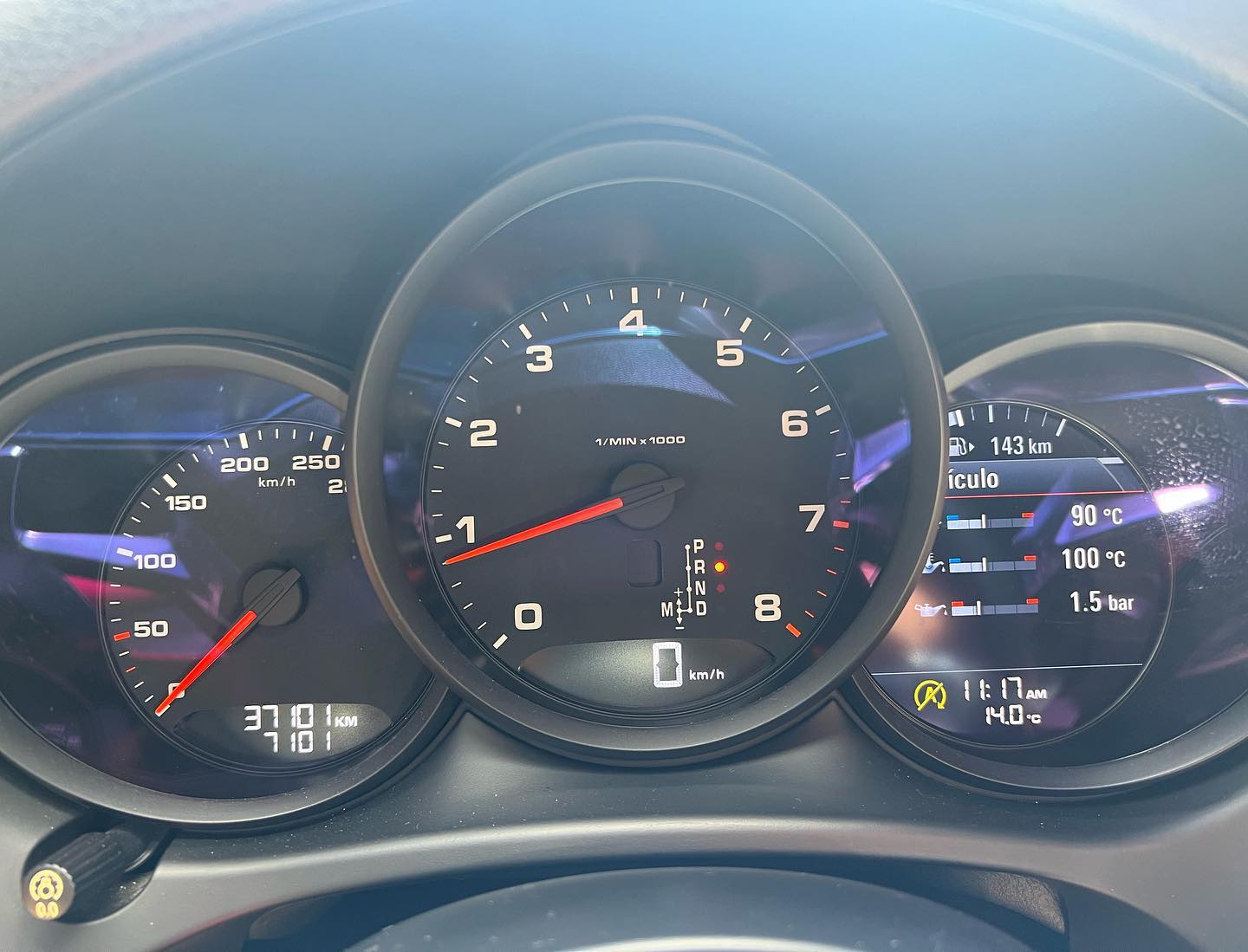 Porsche macan 2.0 (3)