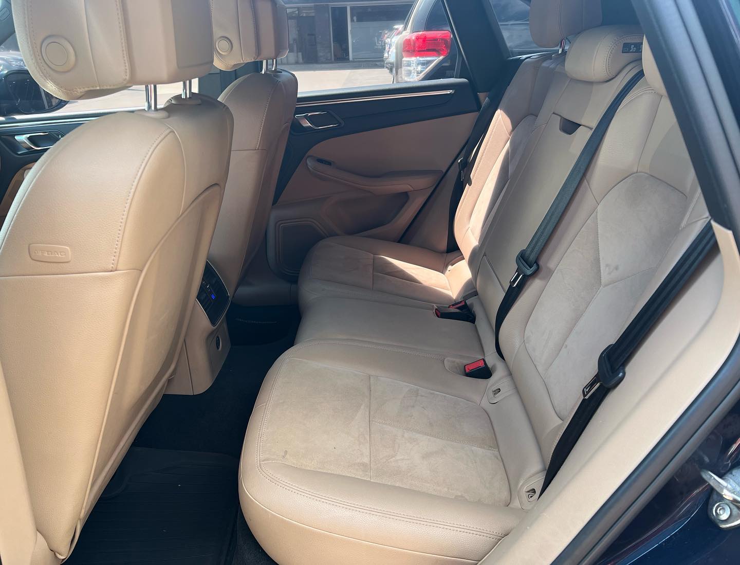 Porsche macan 2.0 (8)