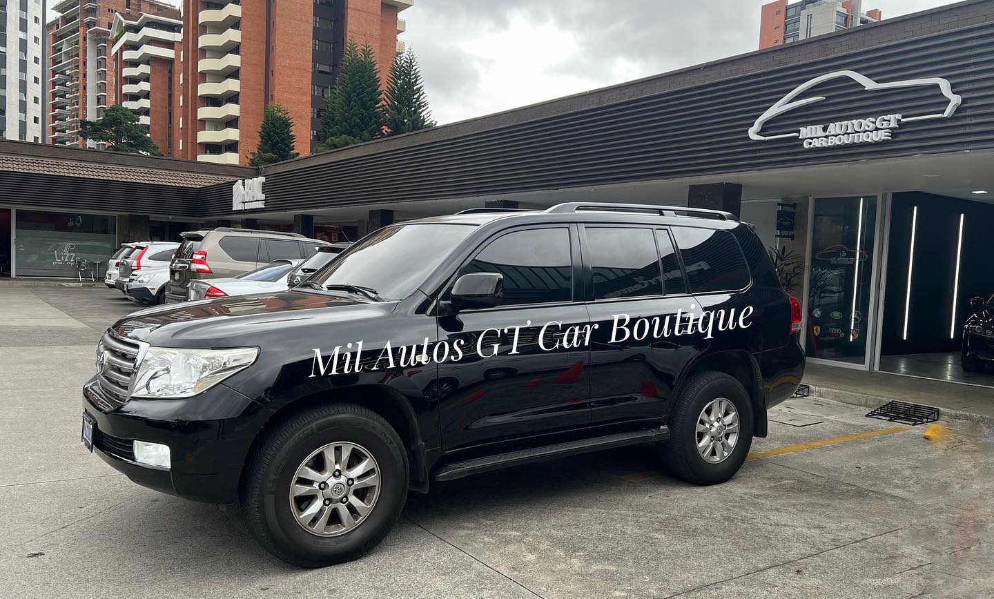 Toyota Land Cruiser