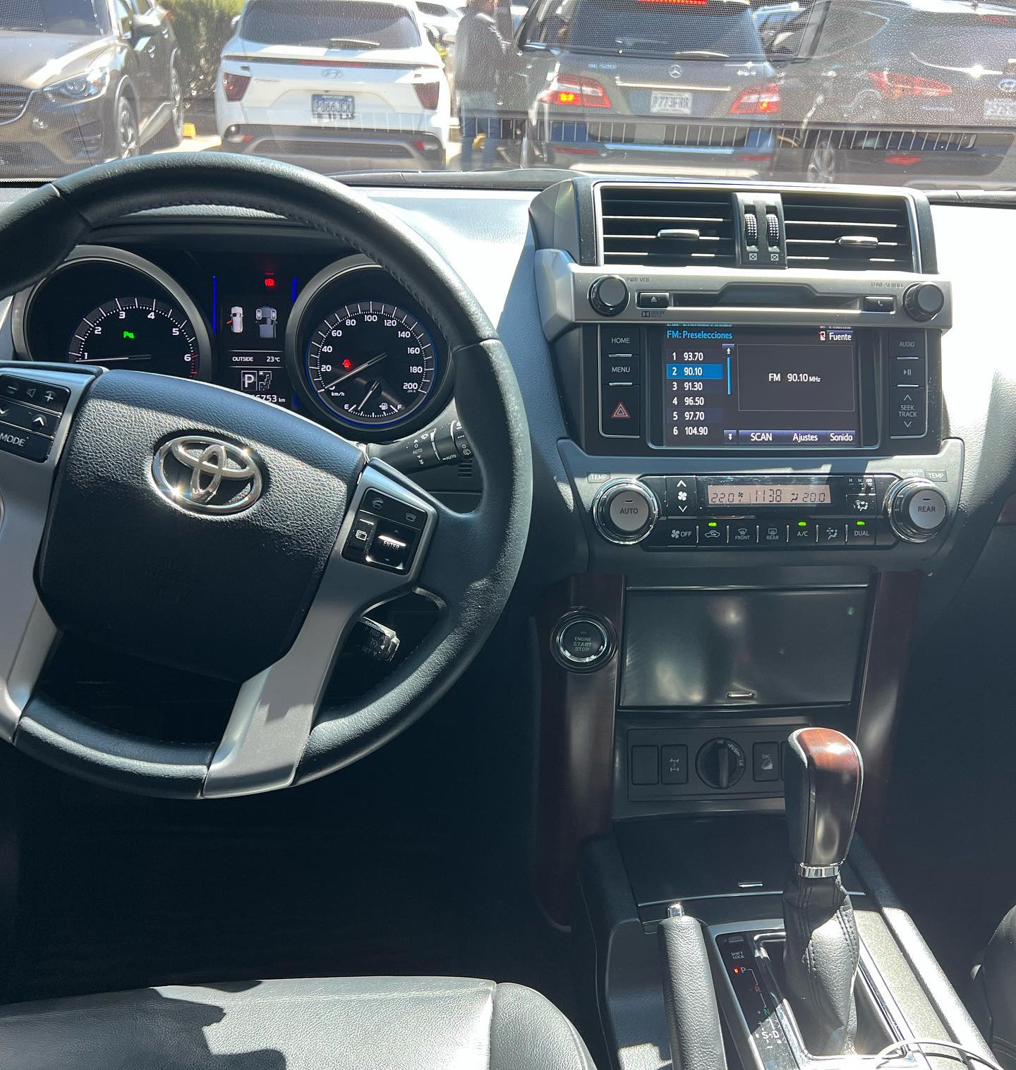 Toyota Prado (7)