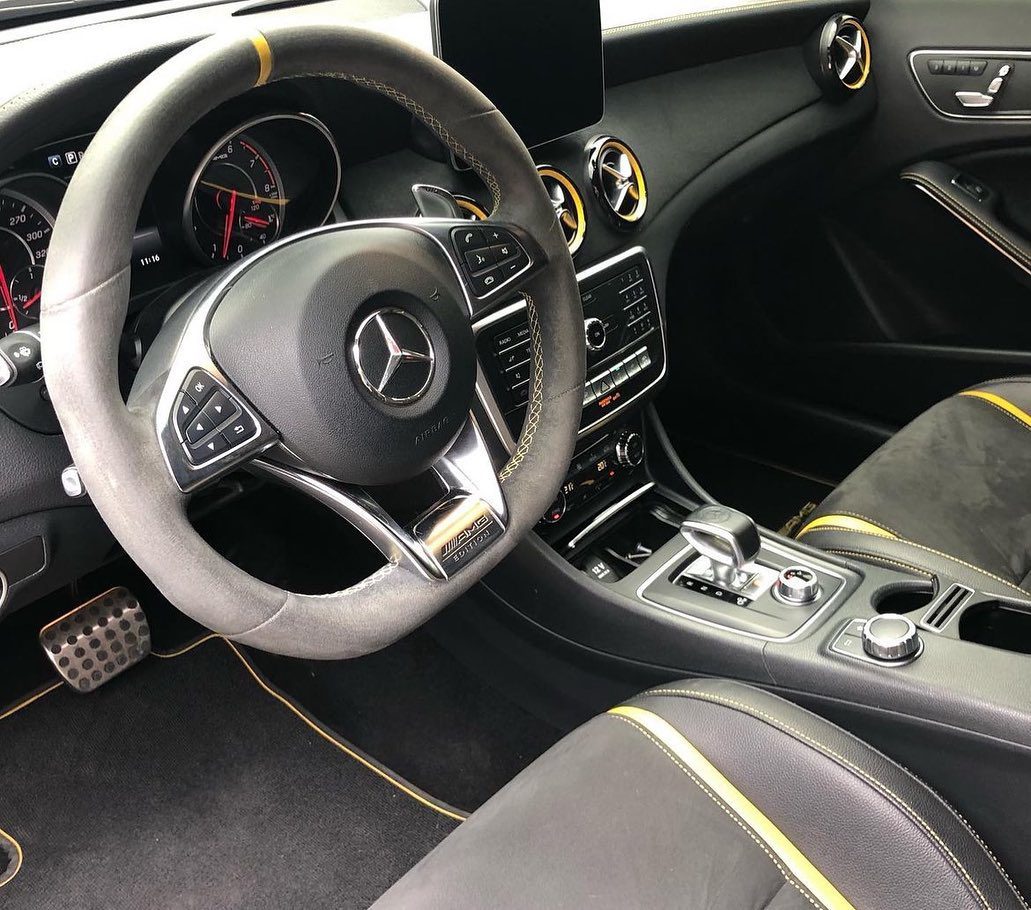 Mercedes Benz GLA 45 AMG (3)