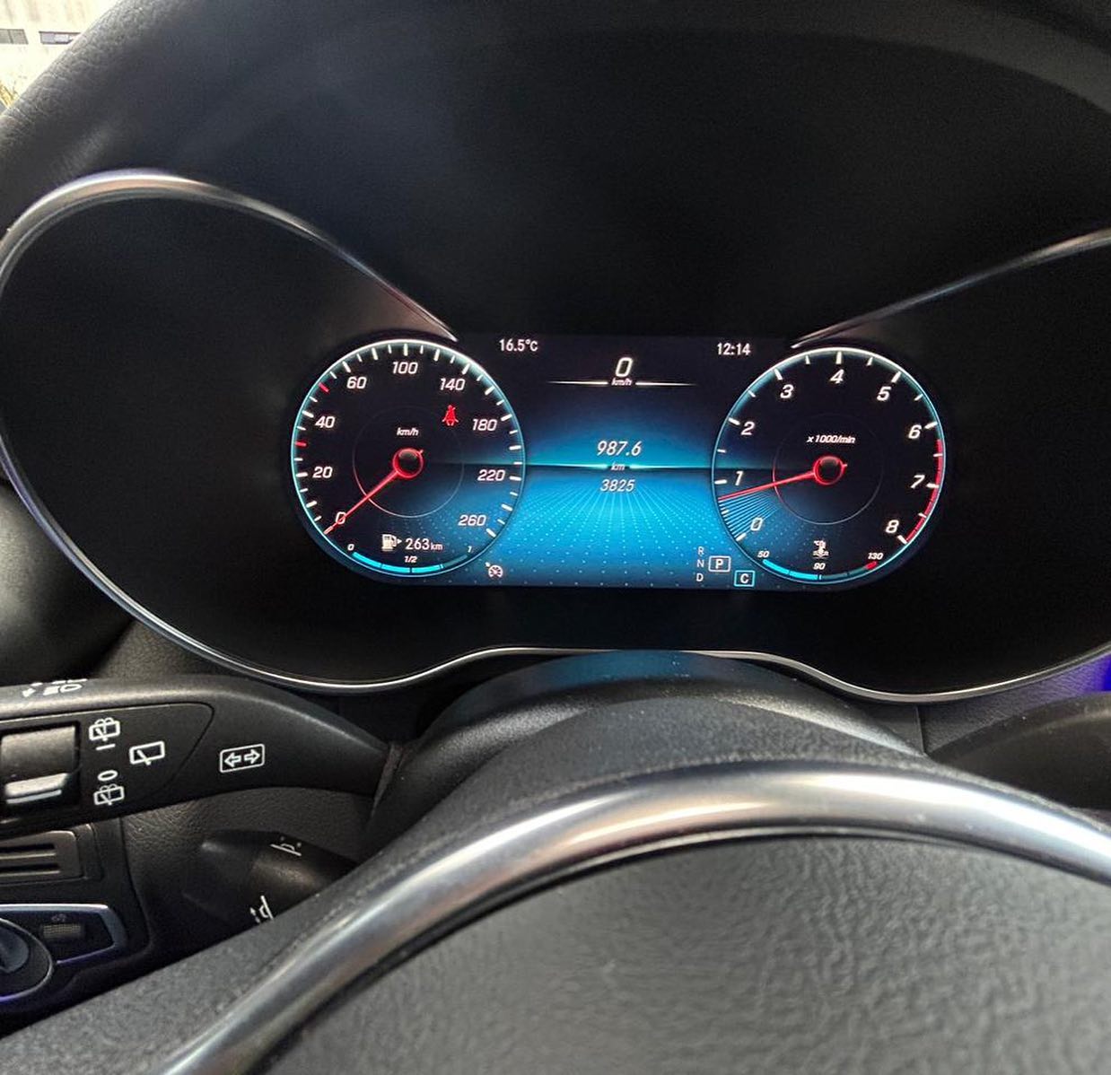 Mercedes benz glc 200 (8)