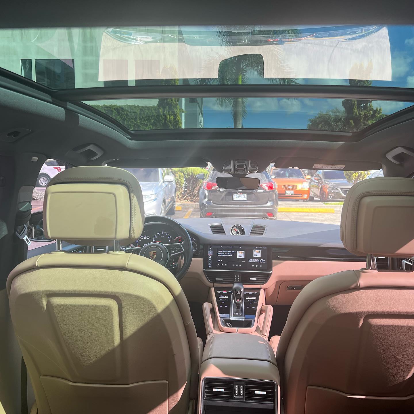 Porsche-Cayenne (1)