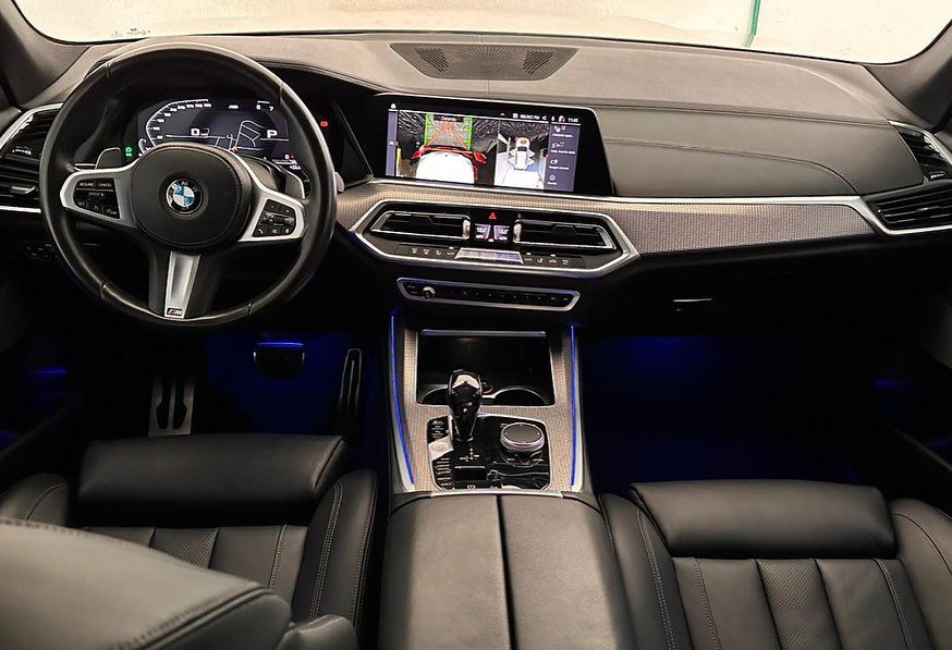 BMW5 (9)