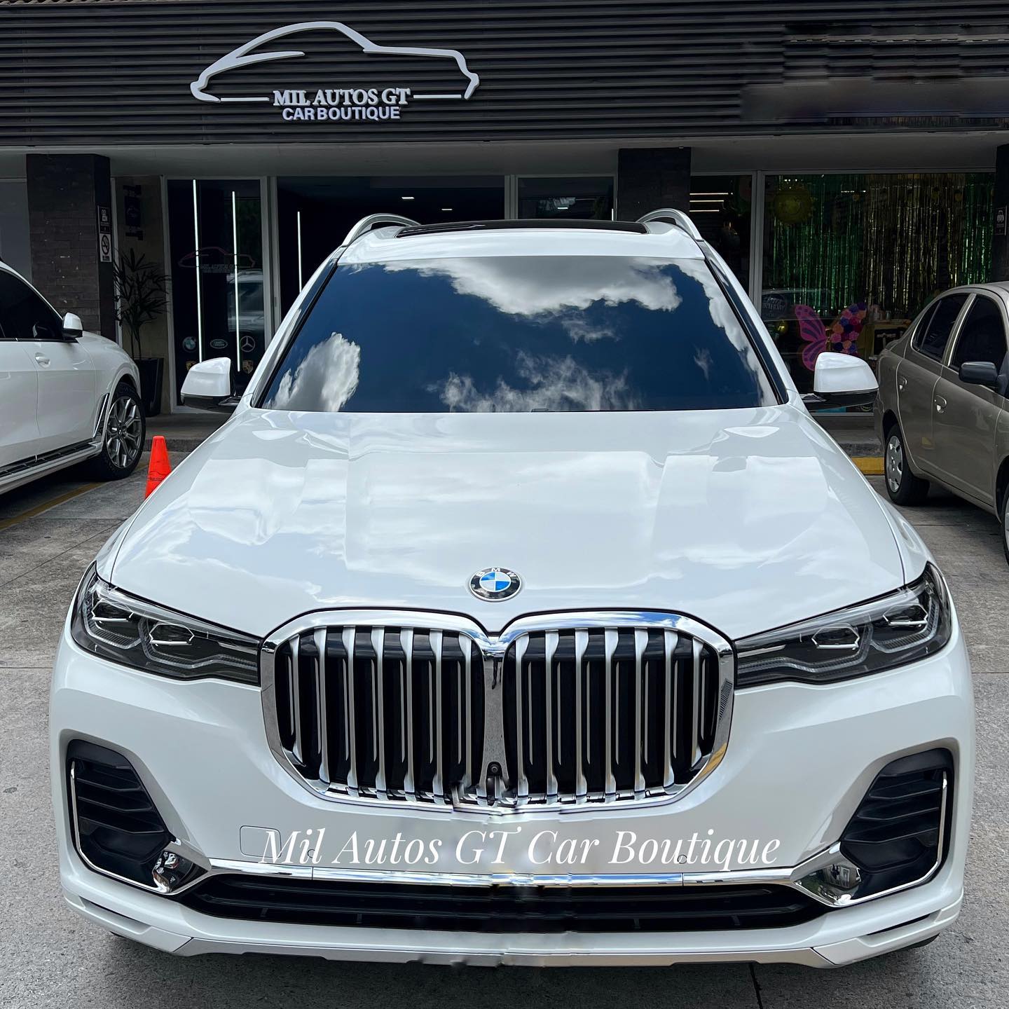 BMW7 (2)