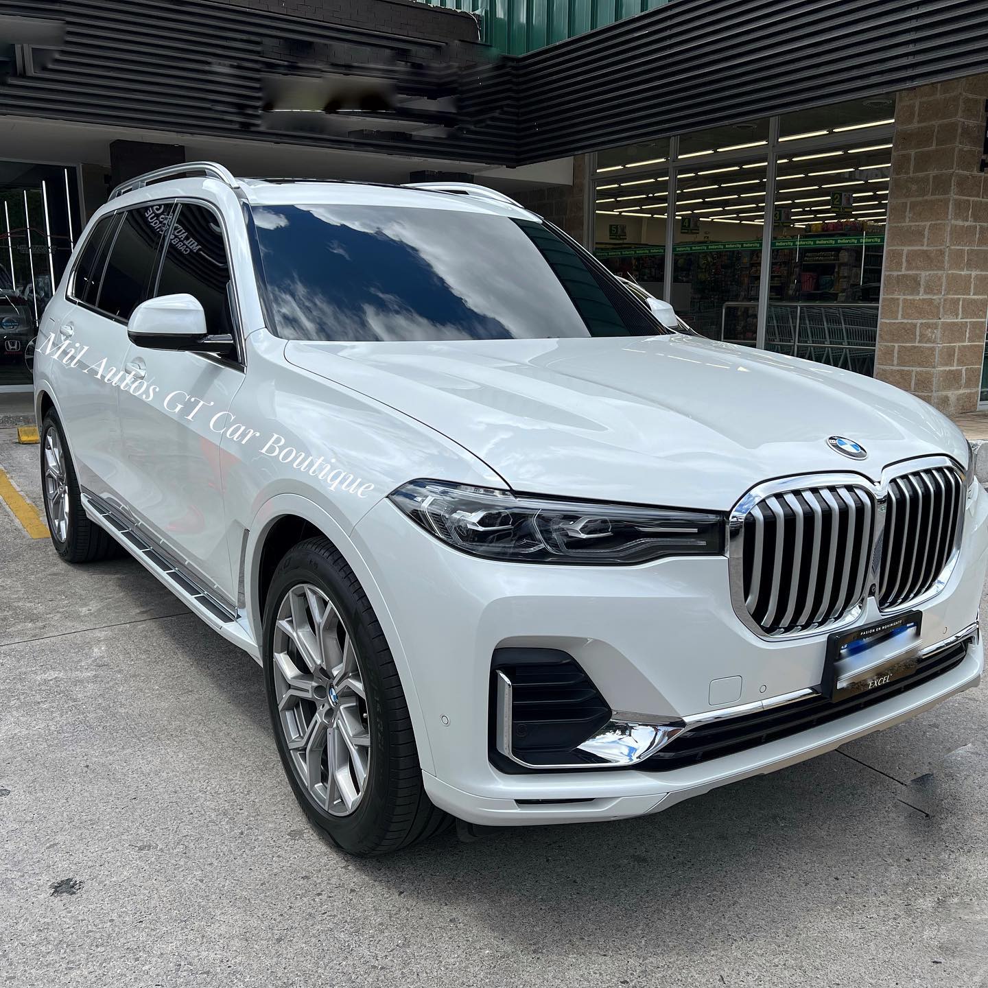 BMW7 (7)