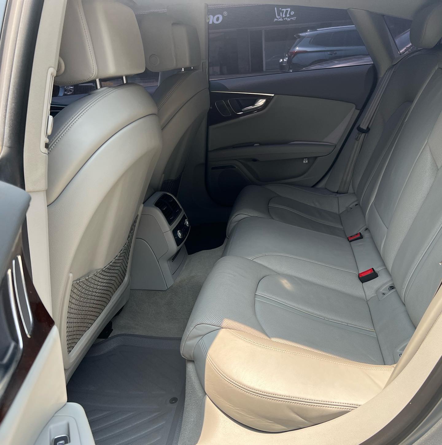 Audi A7 (7)