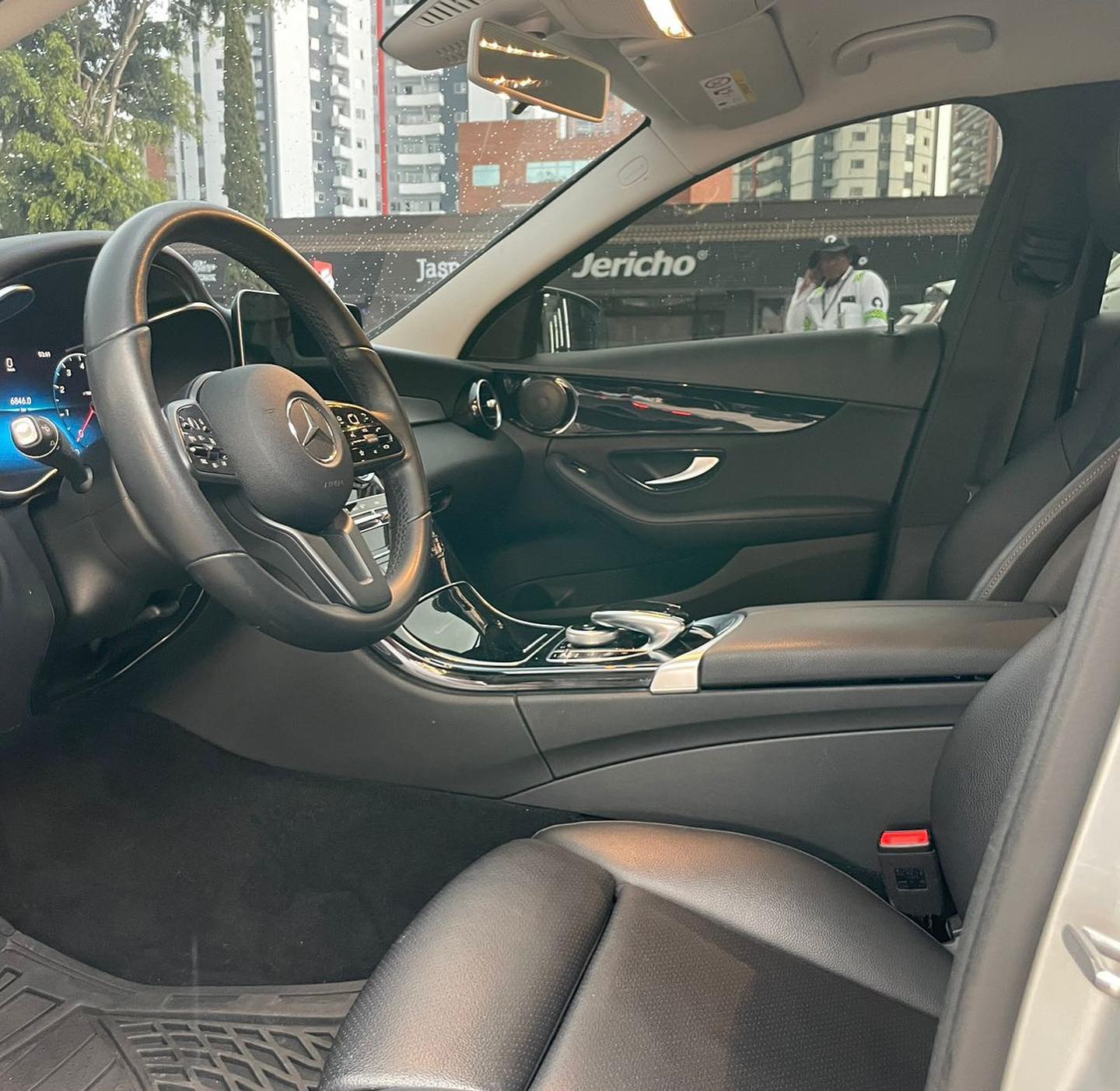 MercedesBenzC180 (4)