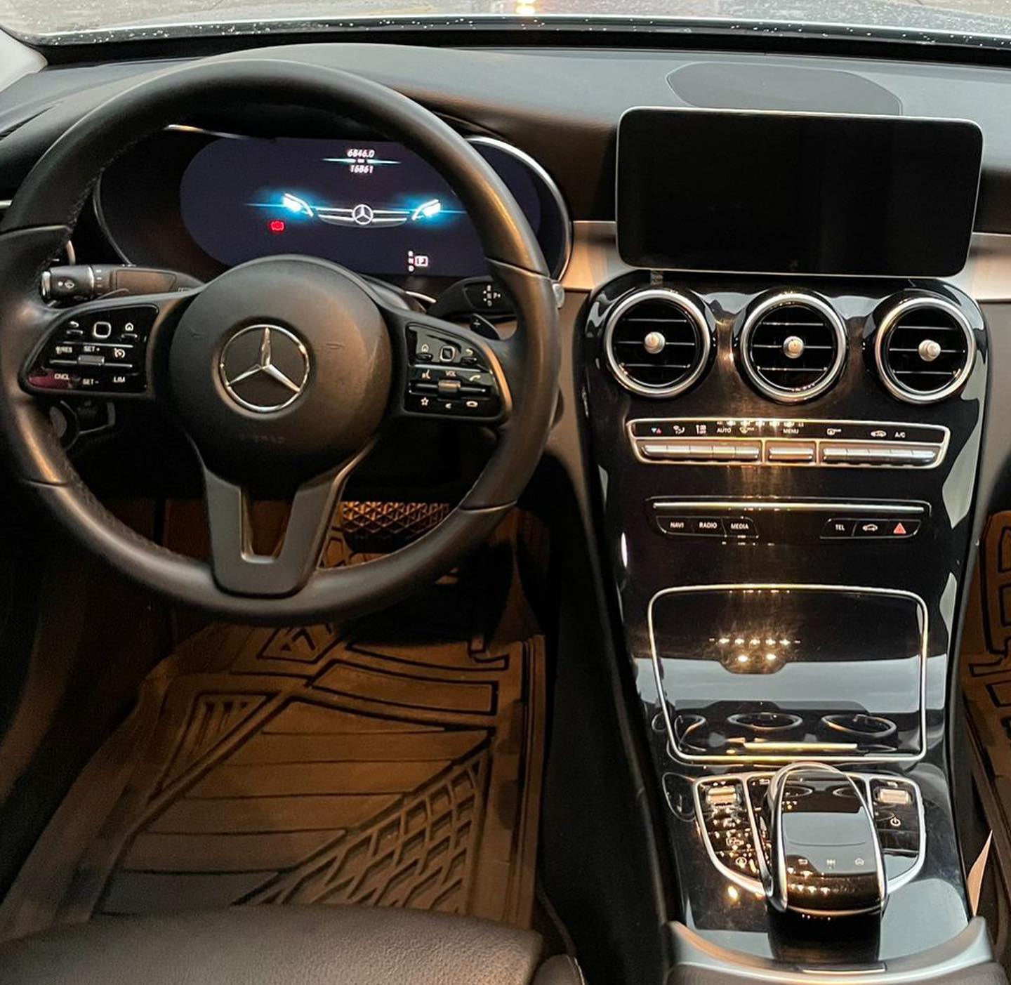 MercedesBenzC180 (6)