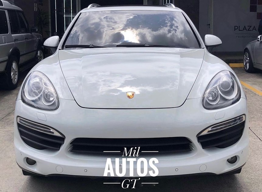 Porsche Cayenne (4)