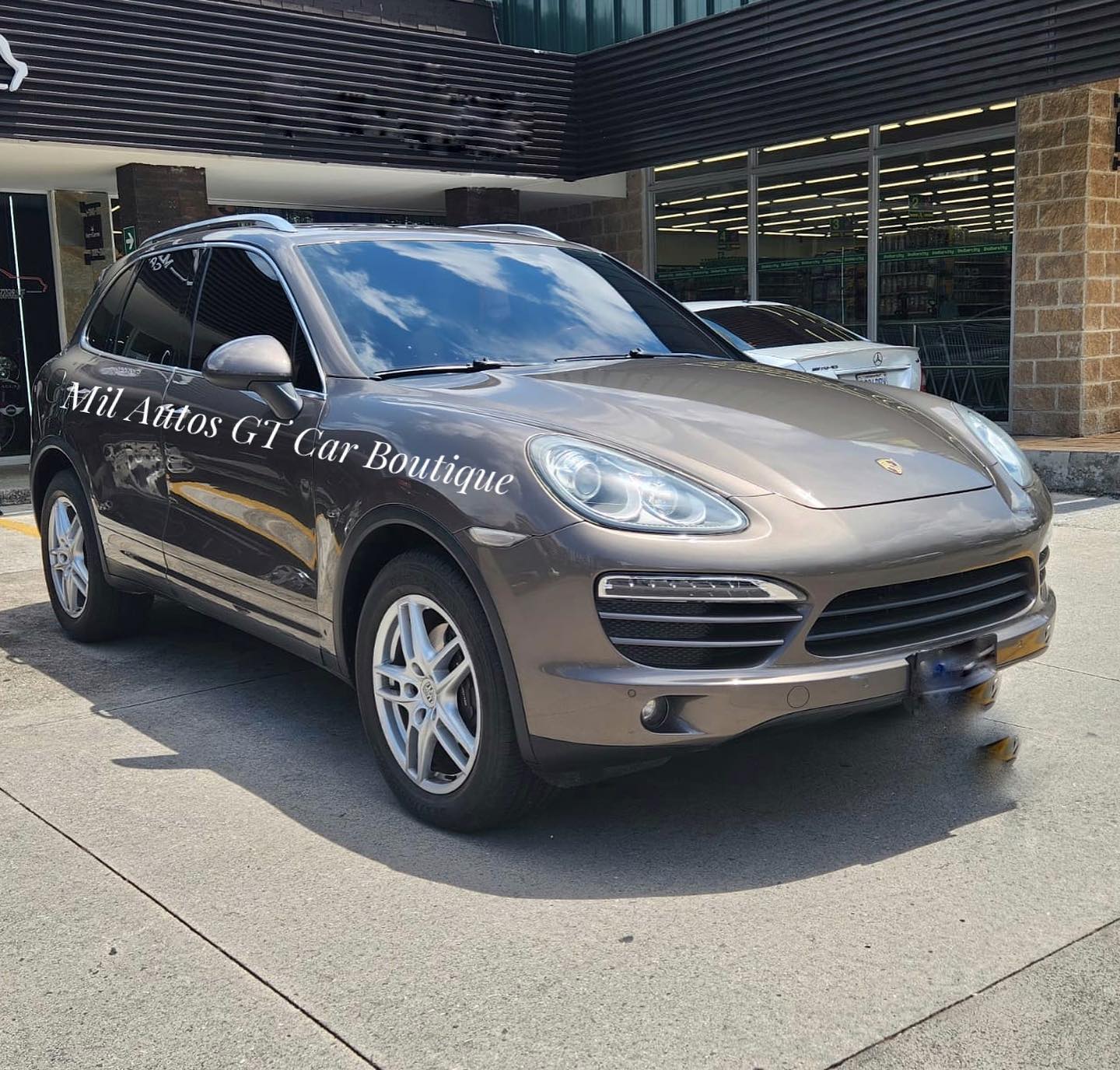Porsche Cayenne (6)