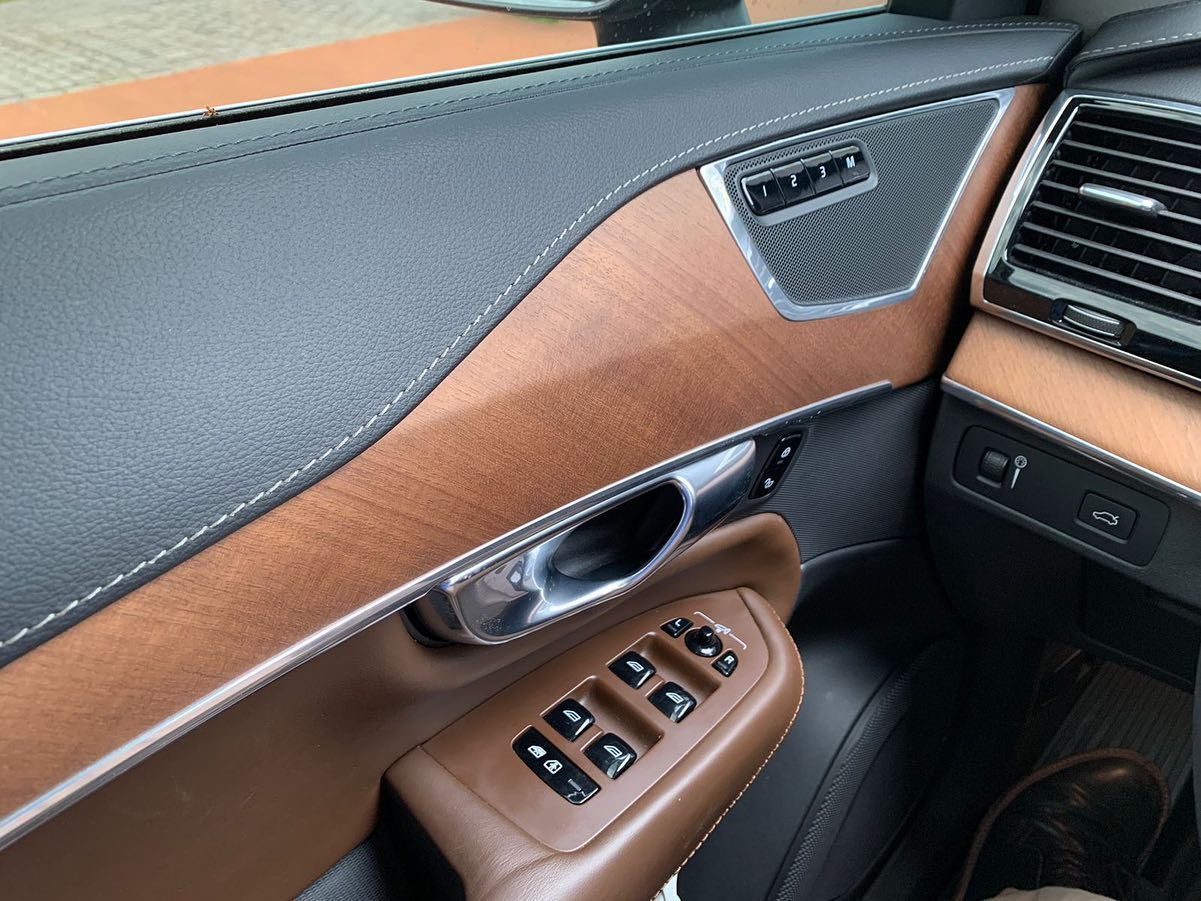 VOLVO XC (5)