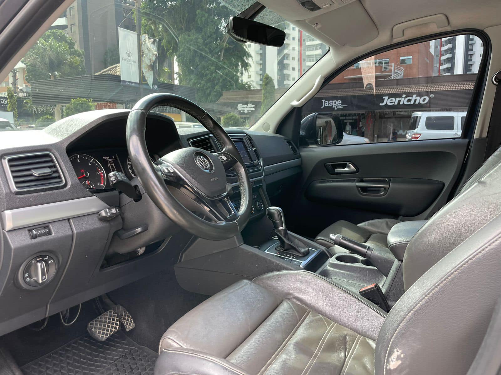 VolkswagenAmarok (5)