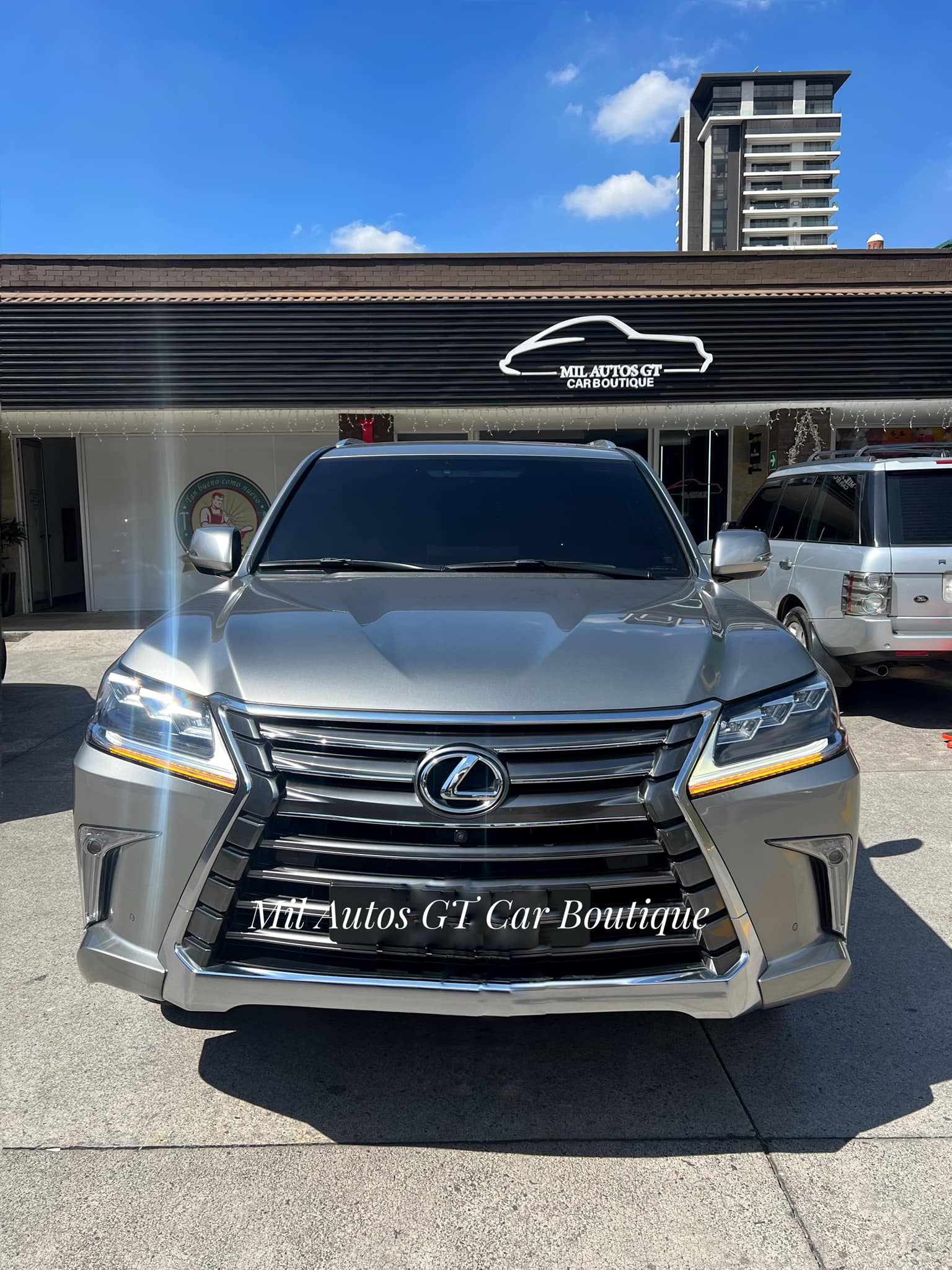 Lexus LX 450 (2)