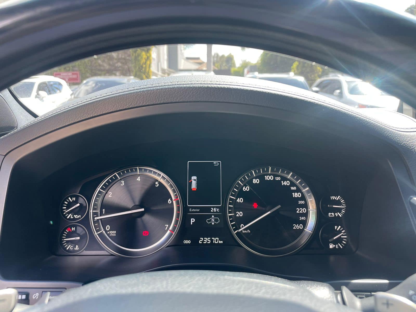 Lexus570 (7)