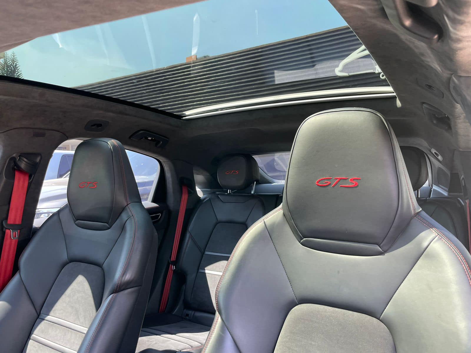 Porsche CAYENNE (3)