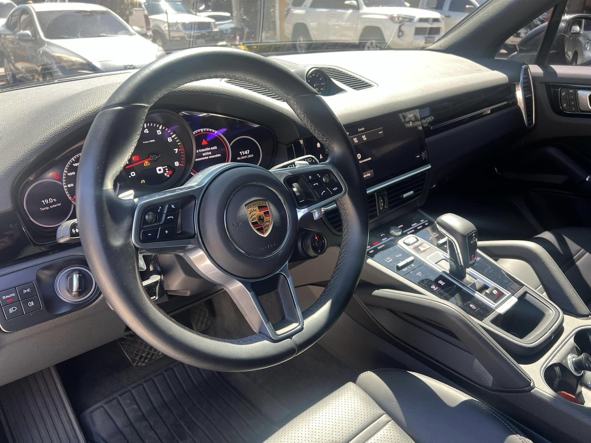 Porsche Cayenne (5)