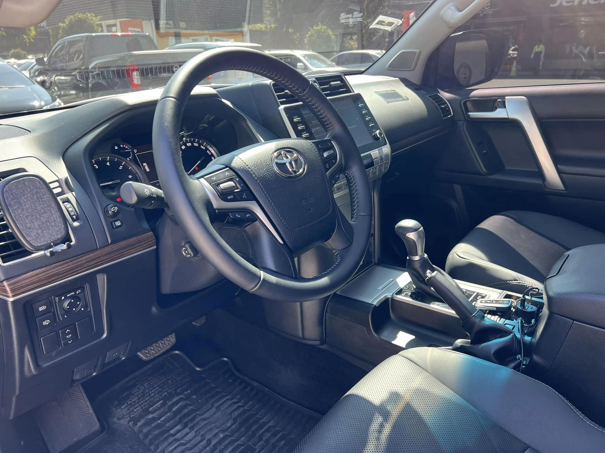 Toyota Prado (6)