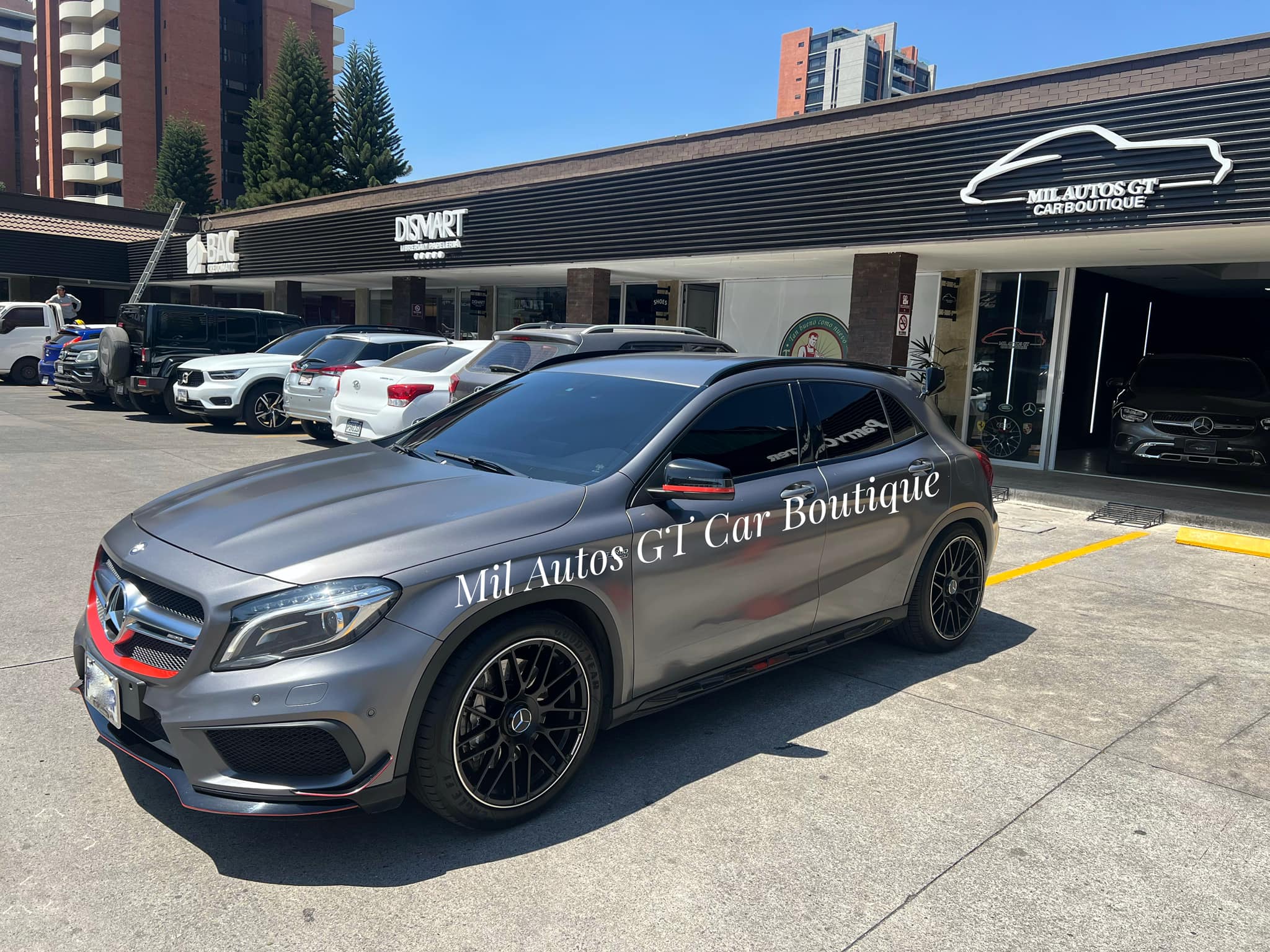 Mercedes Benz  GLA