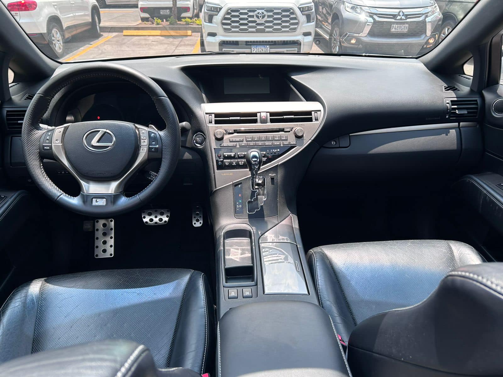 Lexus EX300 (3)