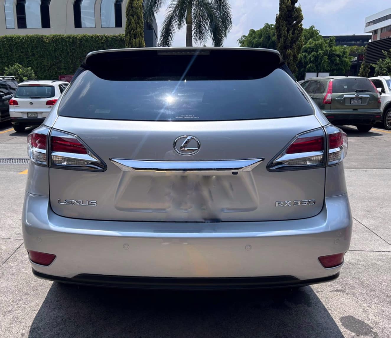Lexus EX300 (8)