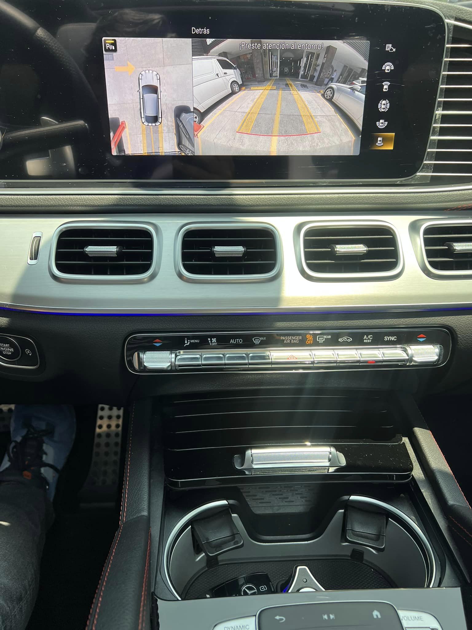 MercedesBenz (13)