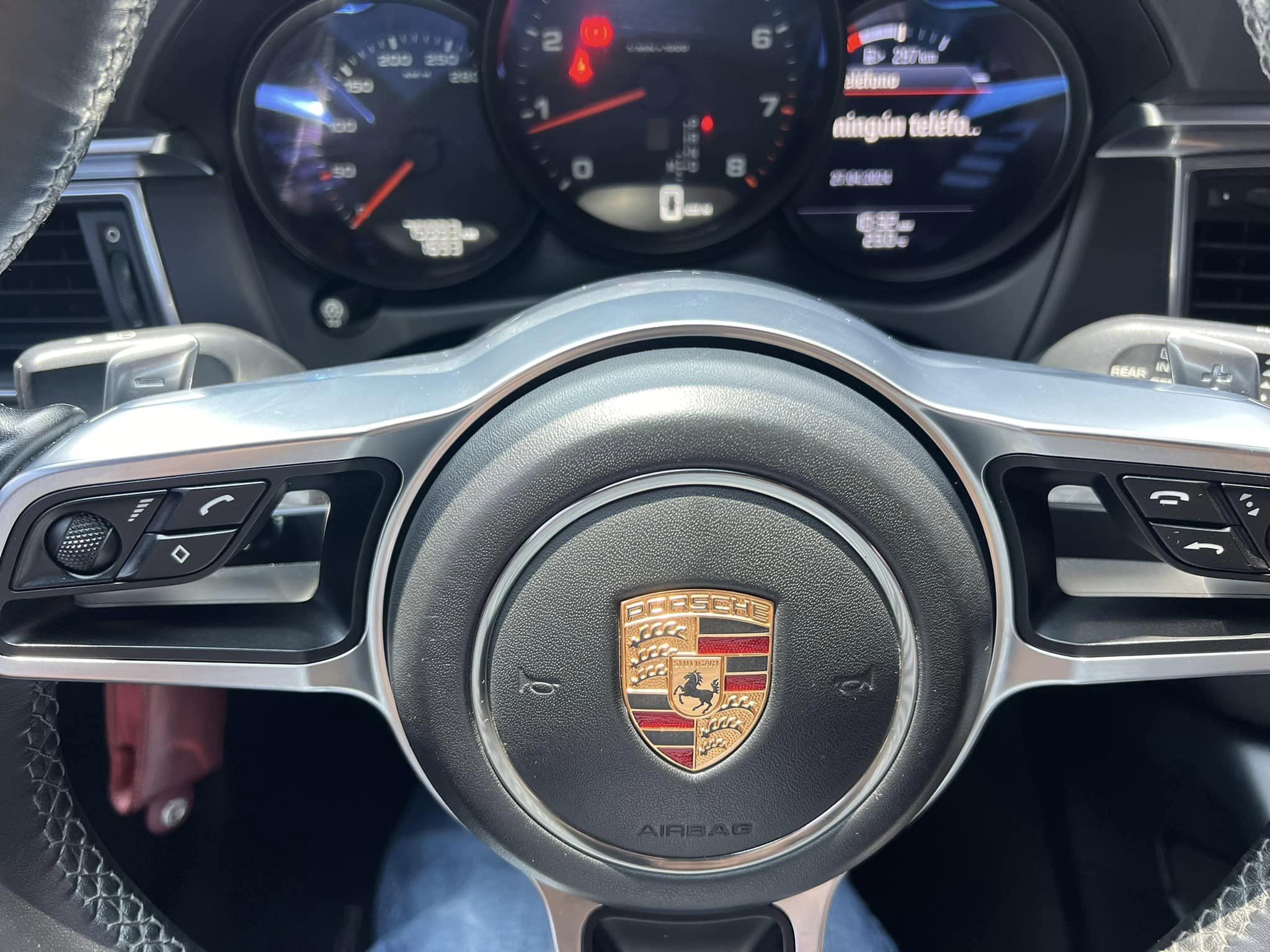 Porsche Macan (10)