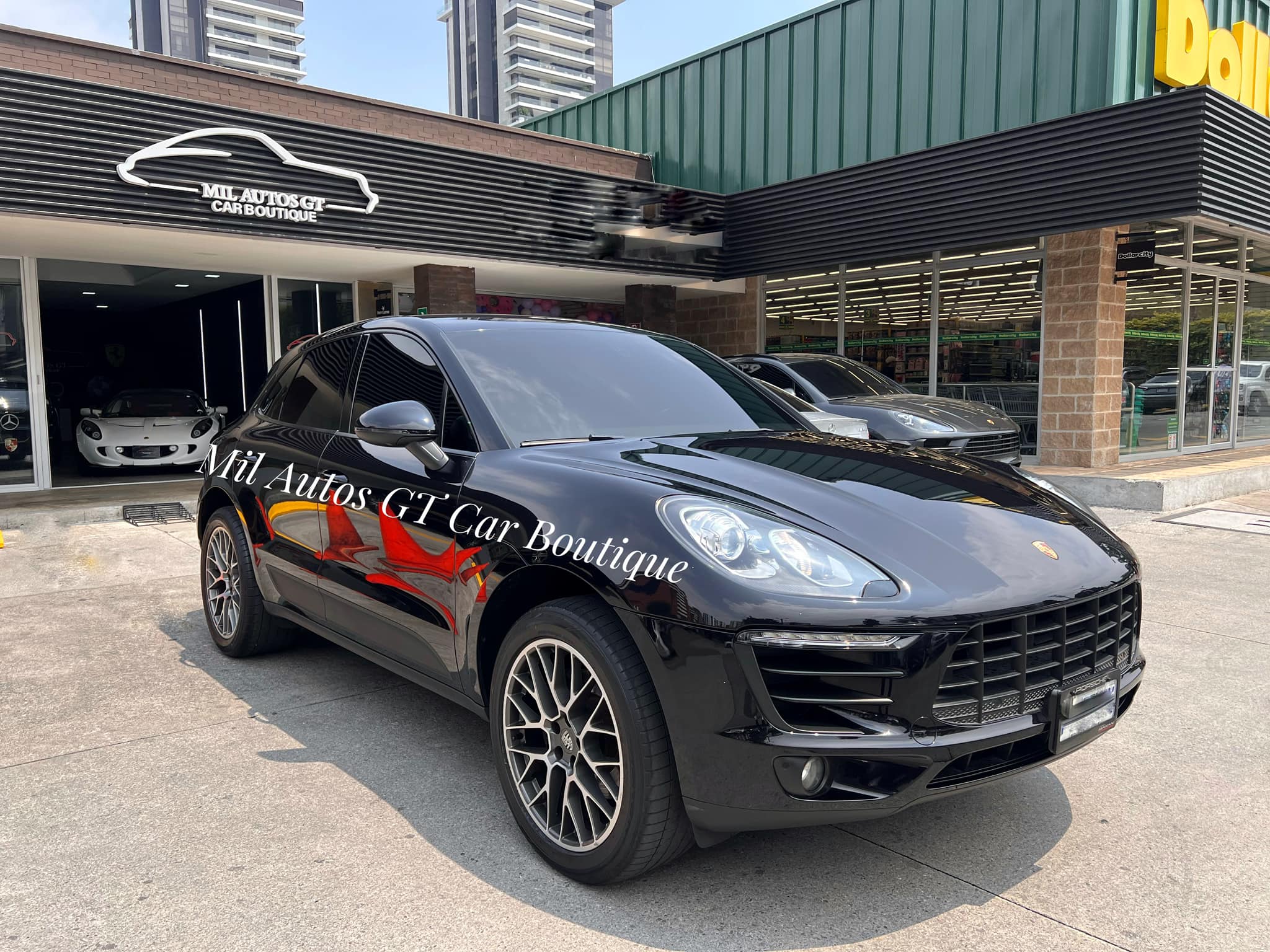 Porsche Macan (12)