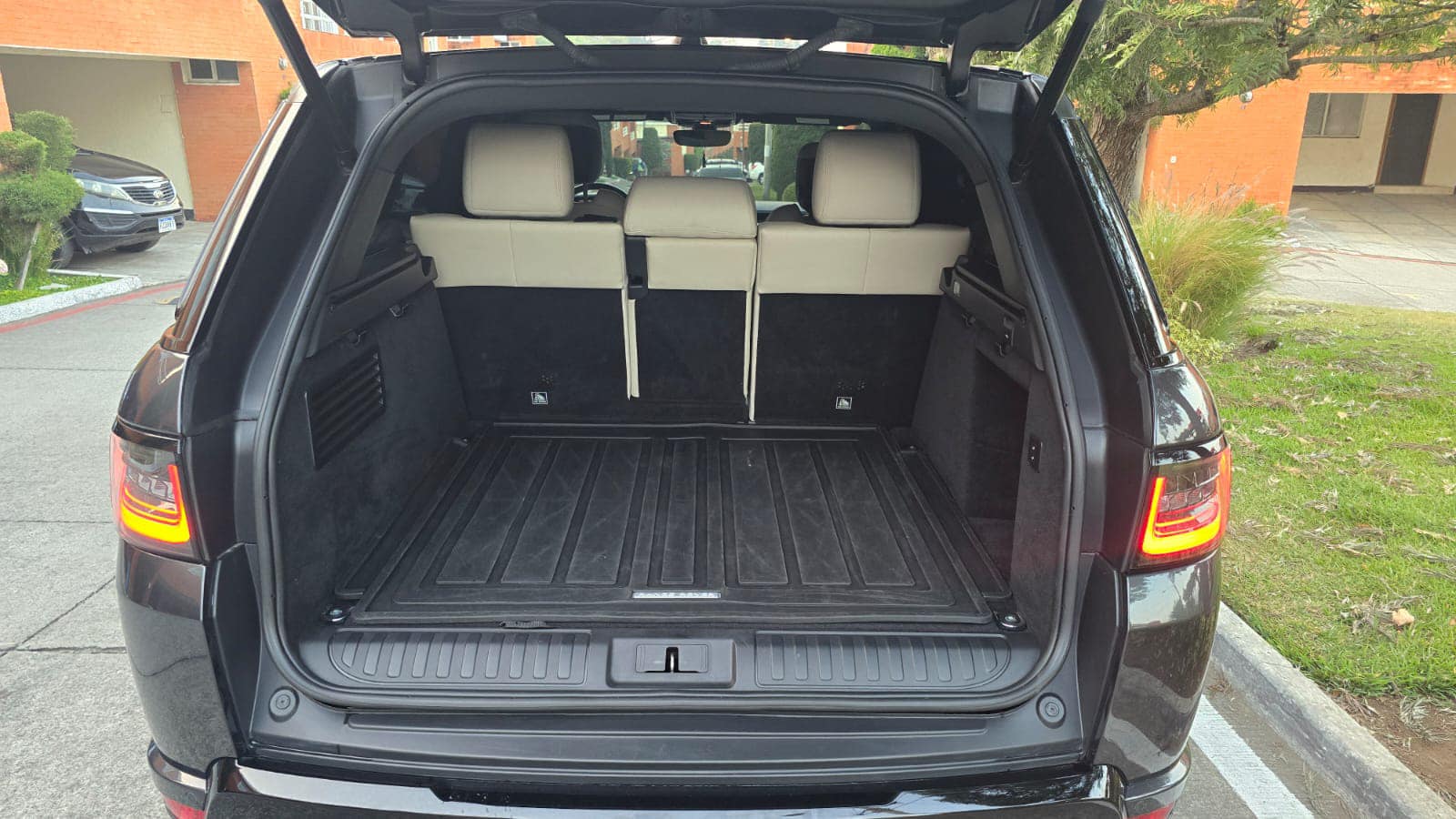 Range Rover (1)
