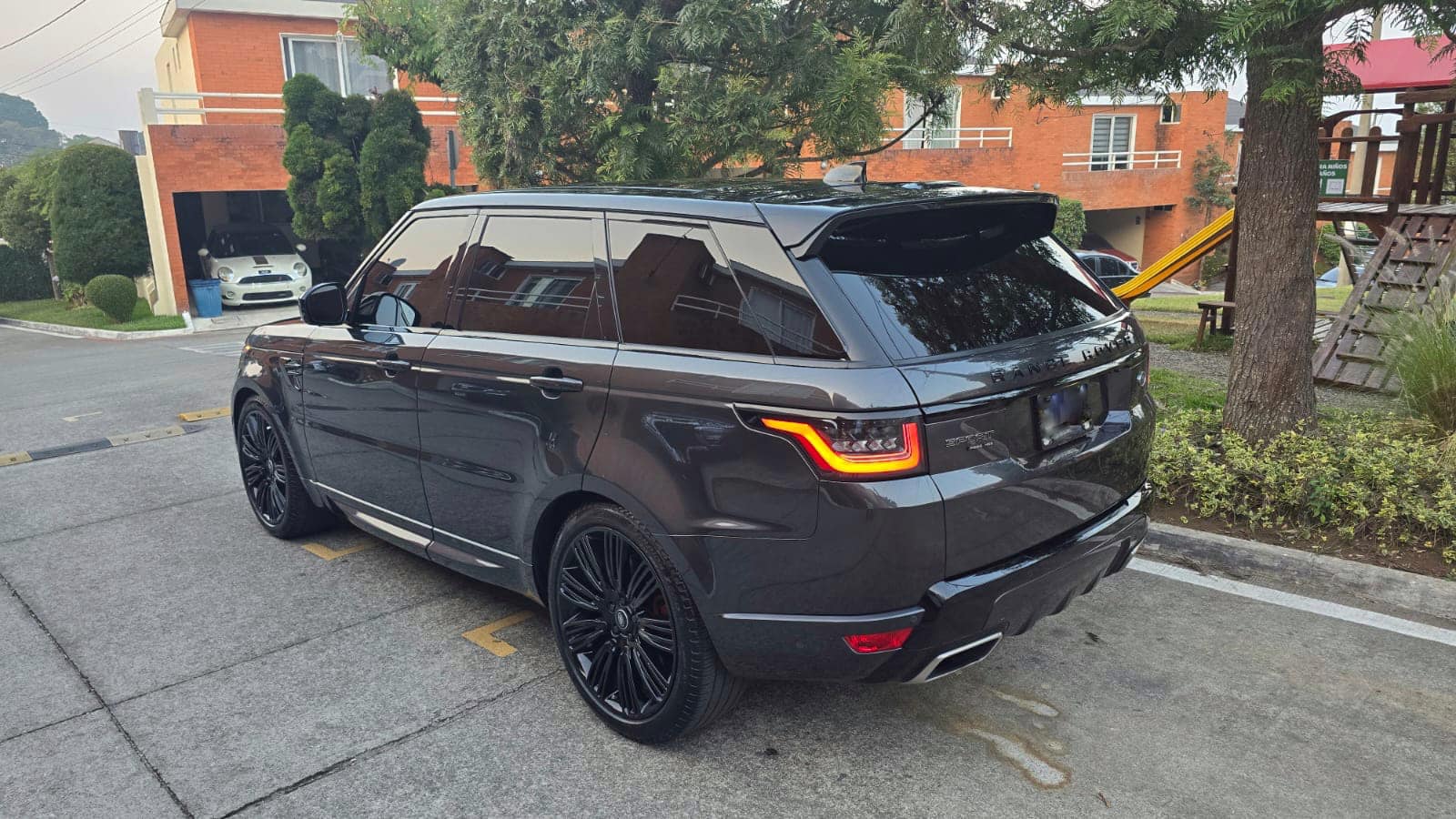 Range Rover (4)