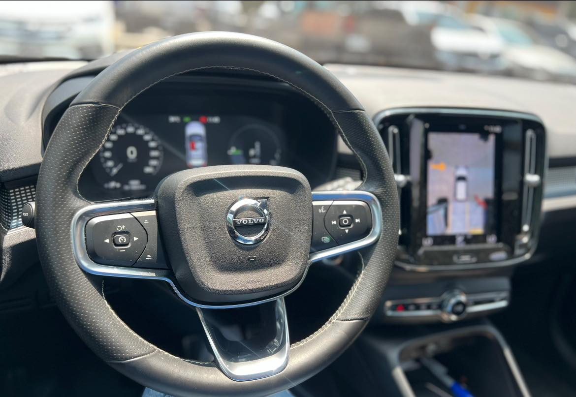 VOLVO XC40 (14)