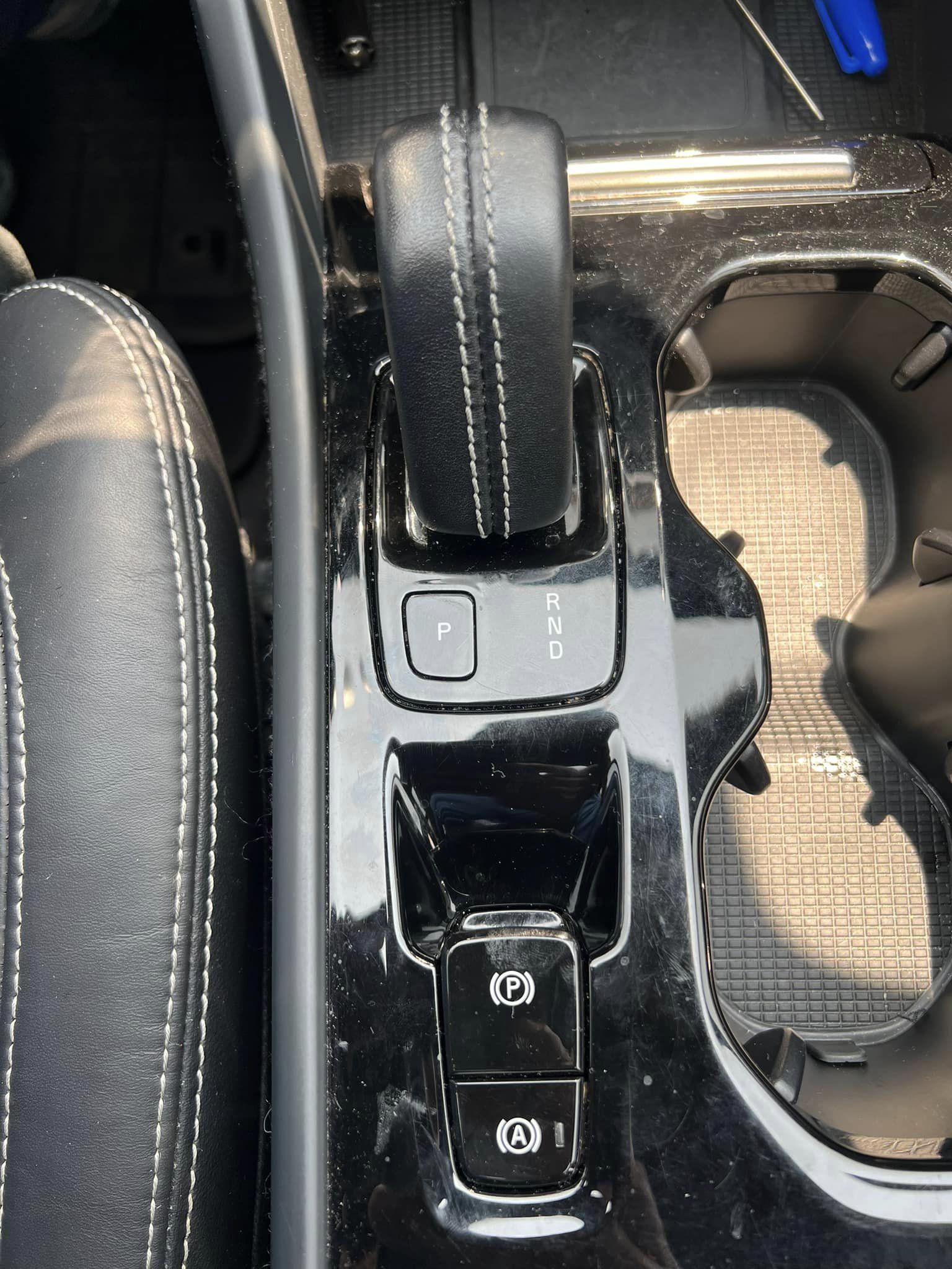 VOLVO XC40 (15)