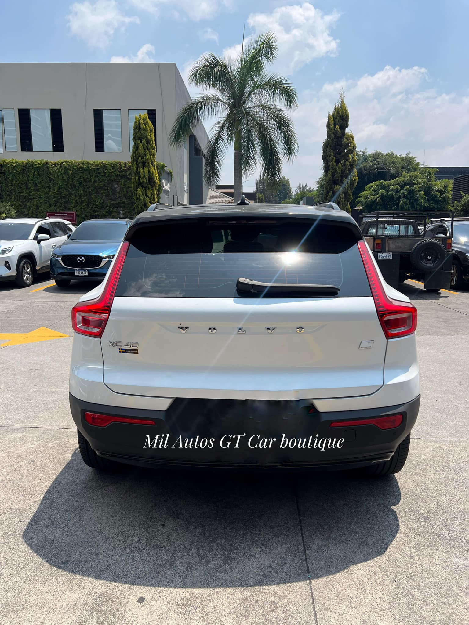VOLVO XC40 (5)