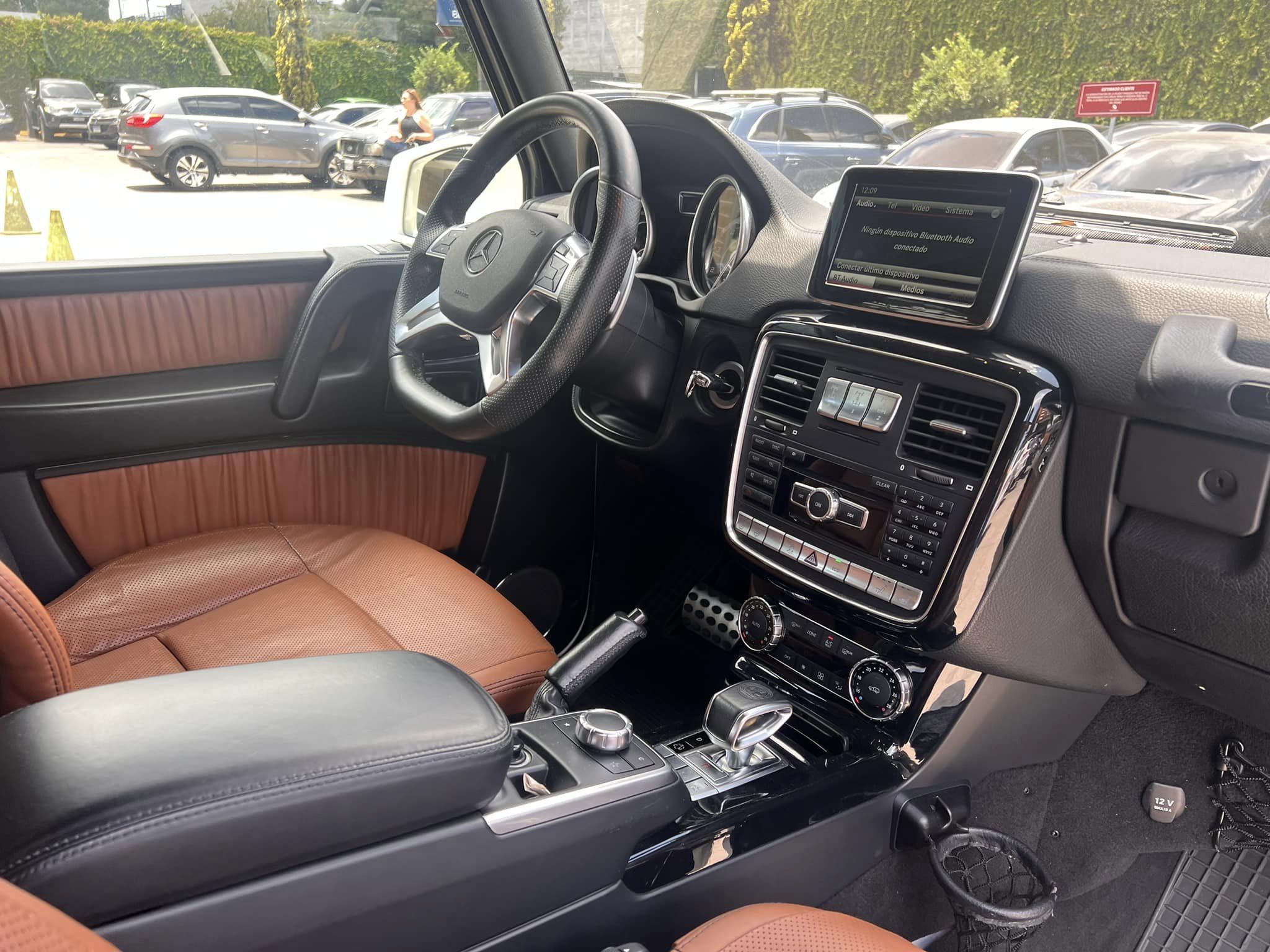 Mercedes Benz (3)