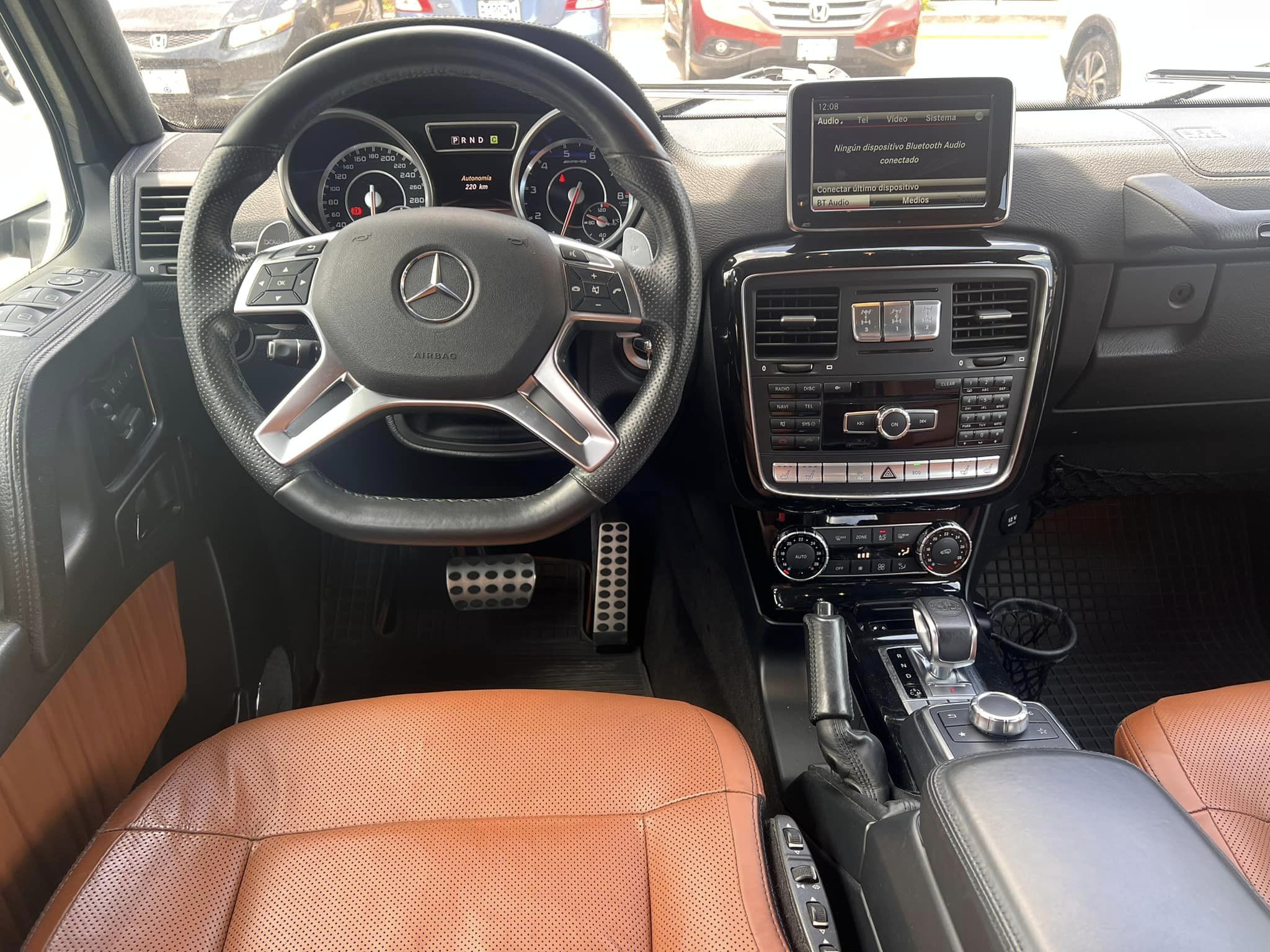 Mercedes Benz (7)