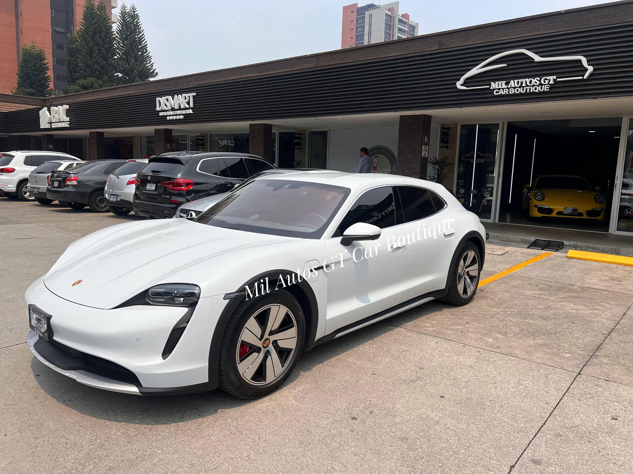 Porsche Taycan 4s