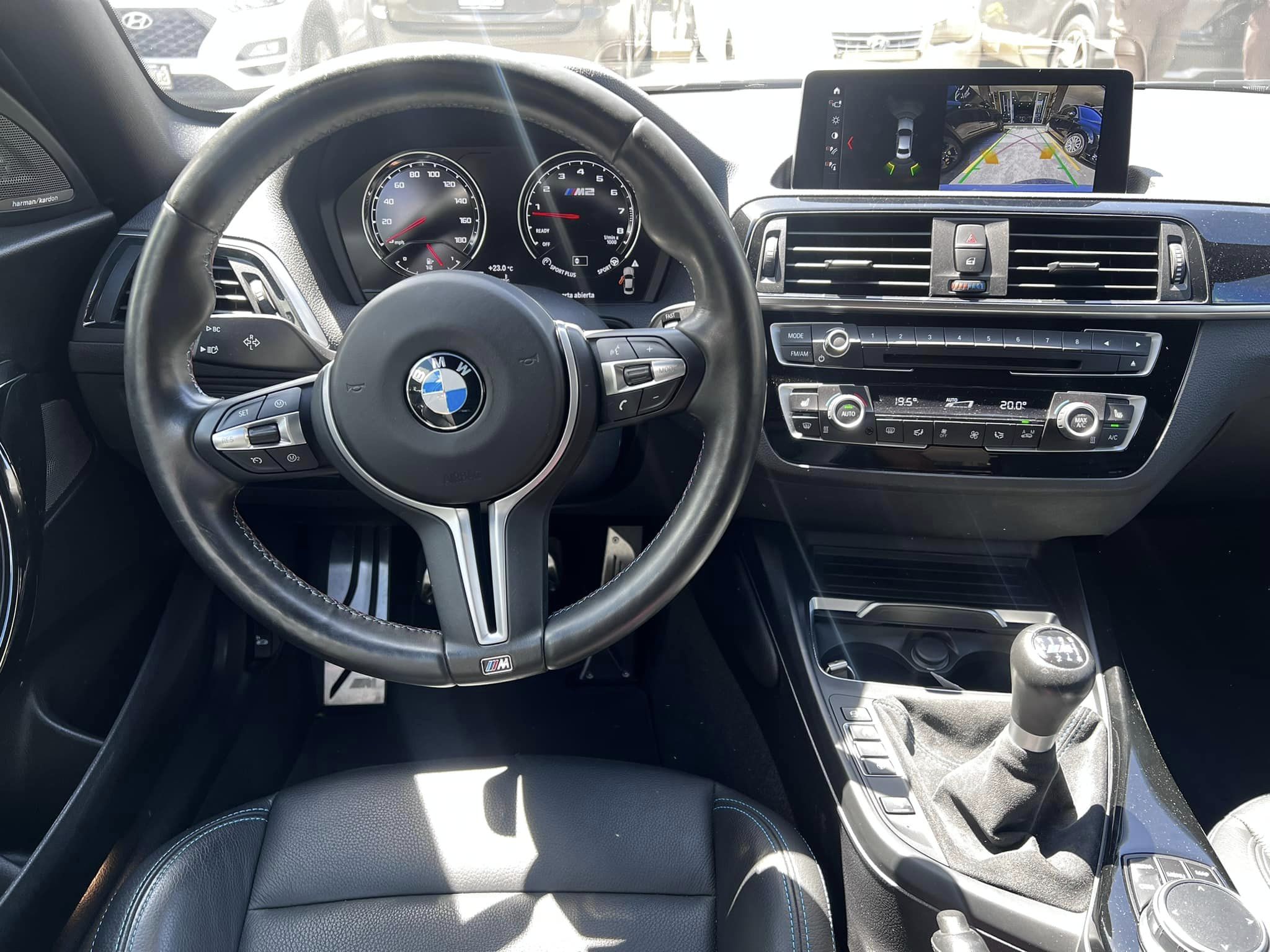BMW M2 (2)