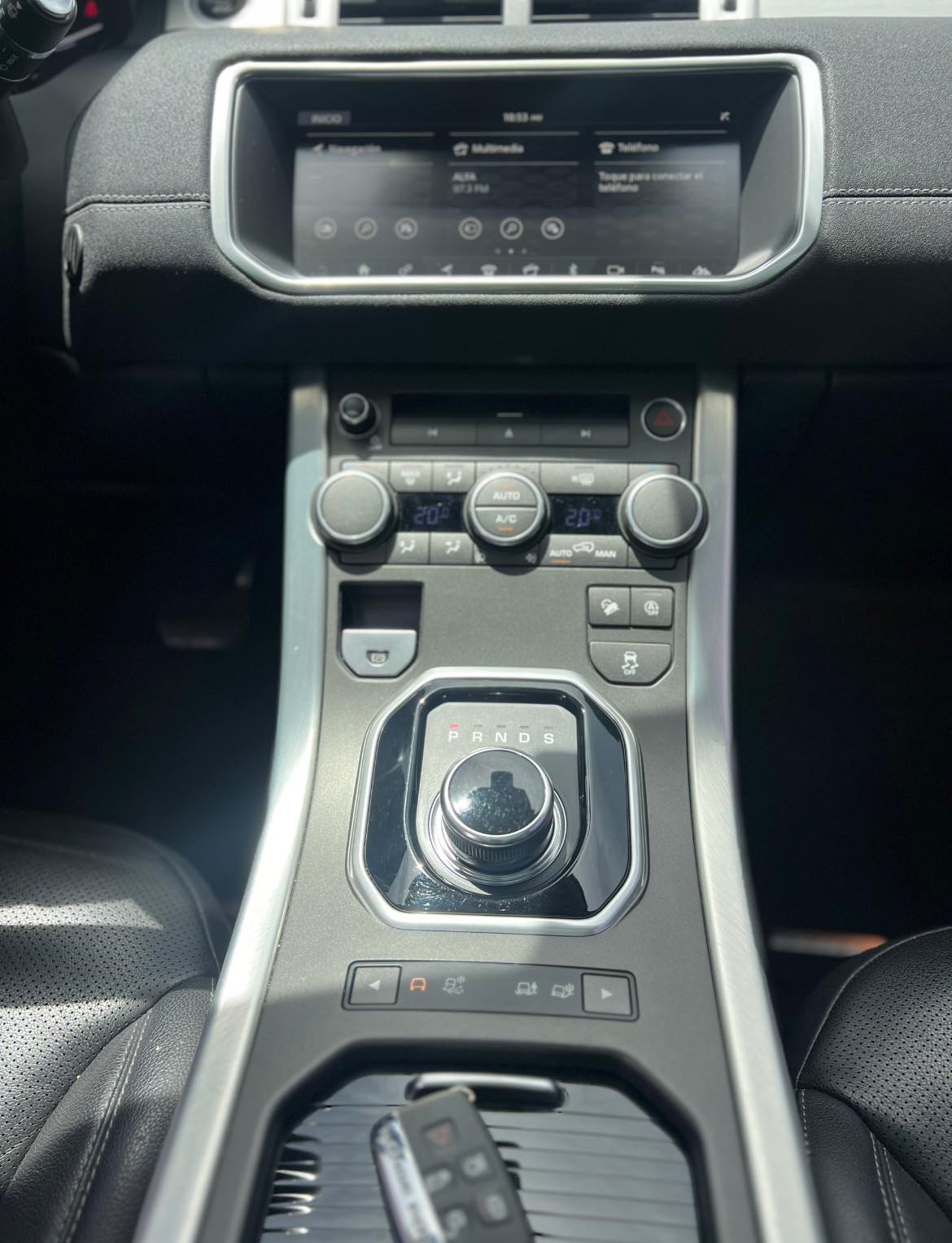 EVOQUE (4)