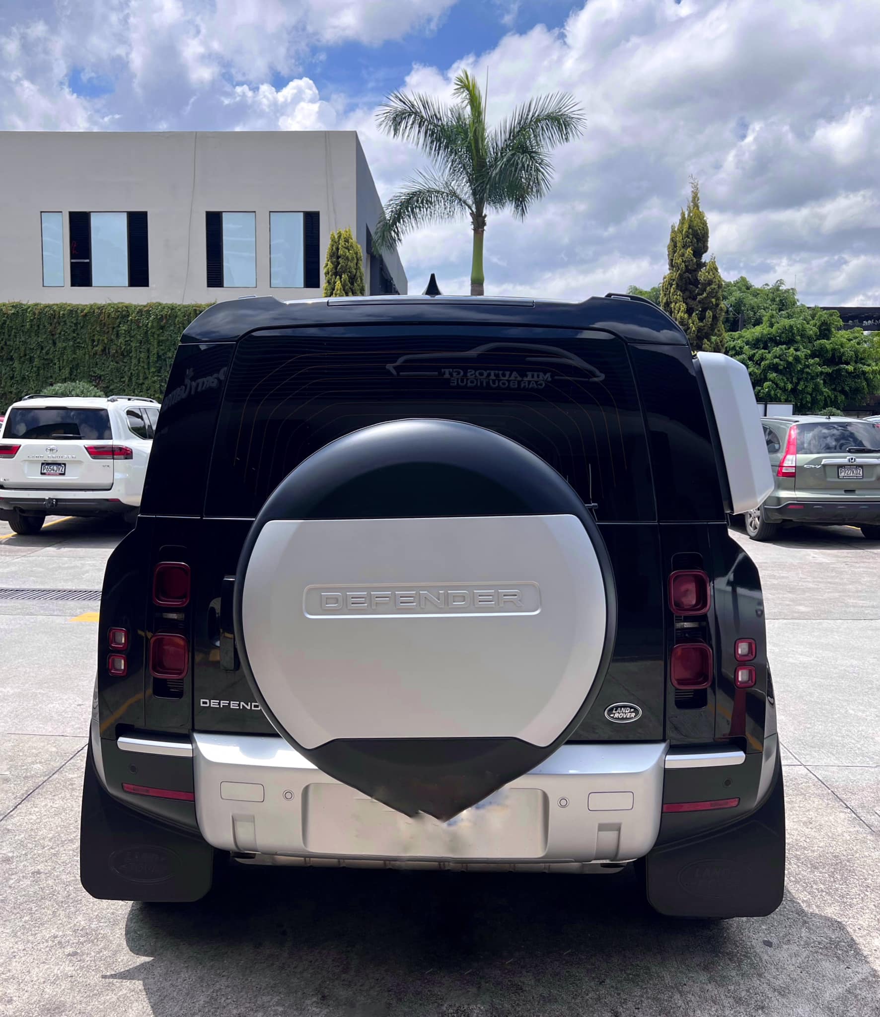 Land Rover (13)