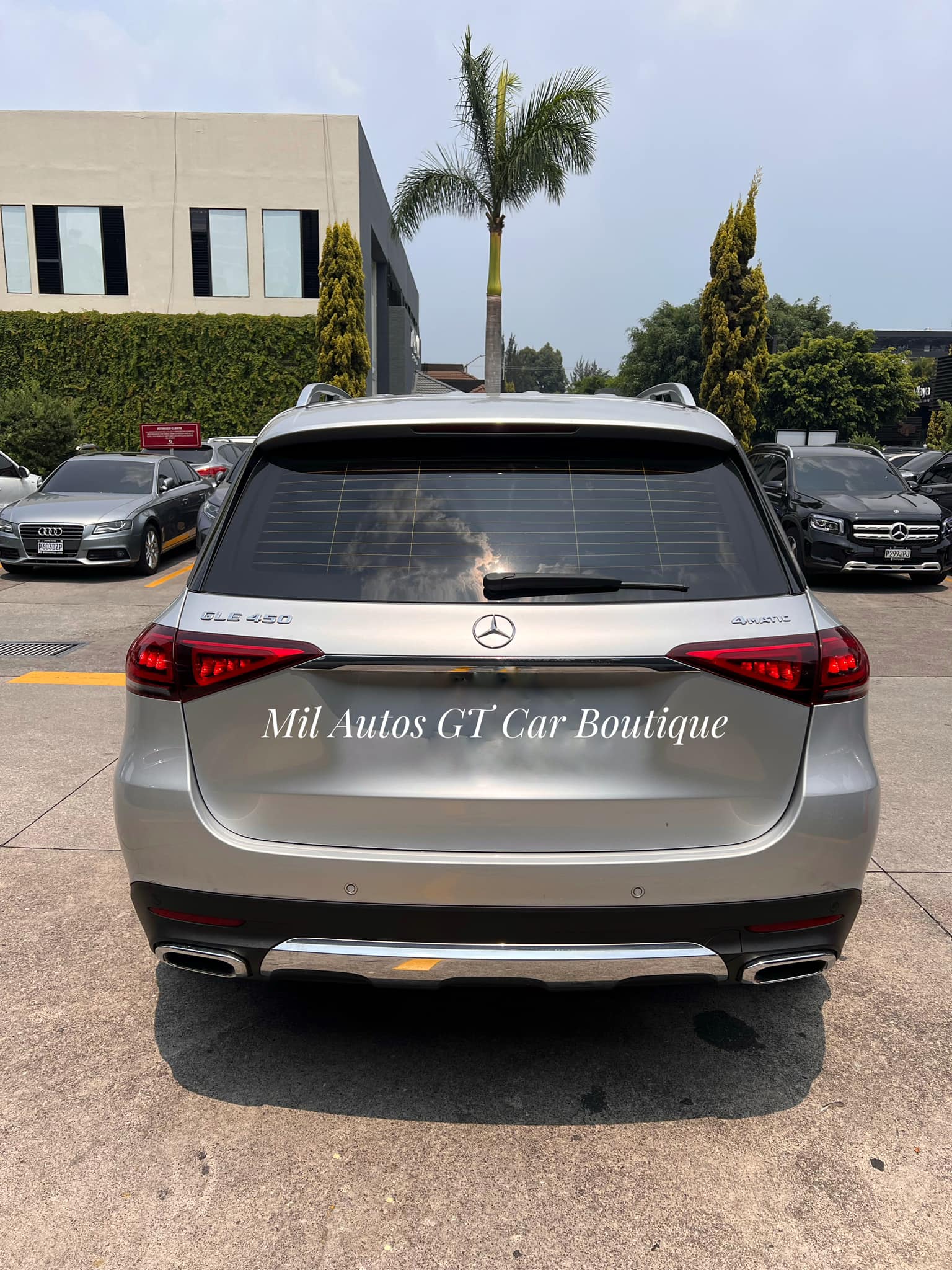 Mercedes Benz (9)