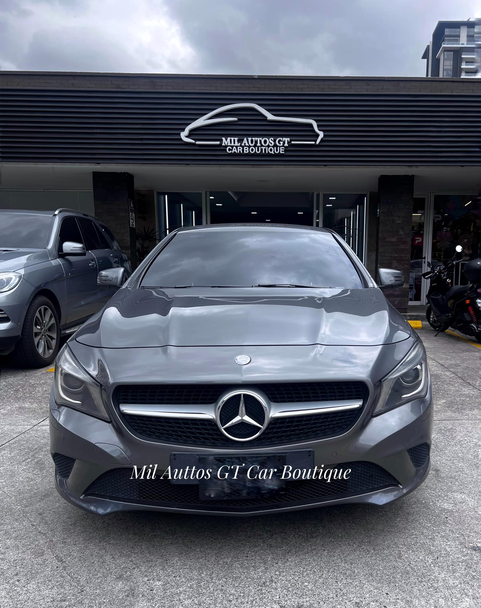 MercedesBenz (12)
