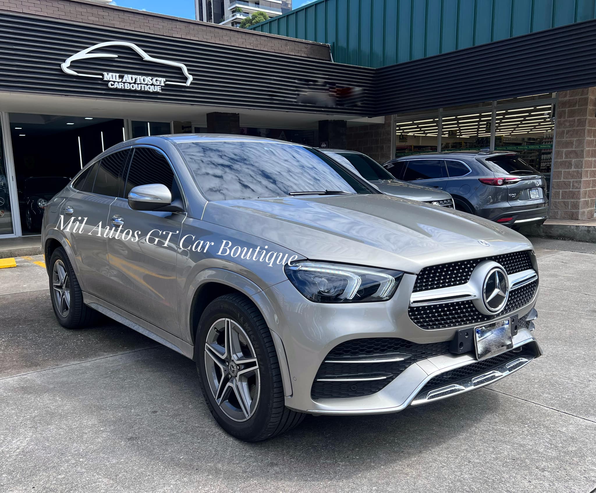 MercedesBenz (4)