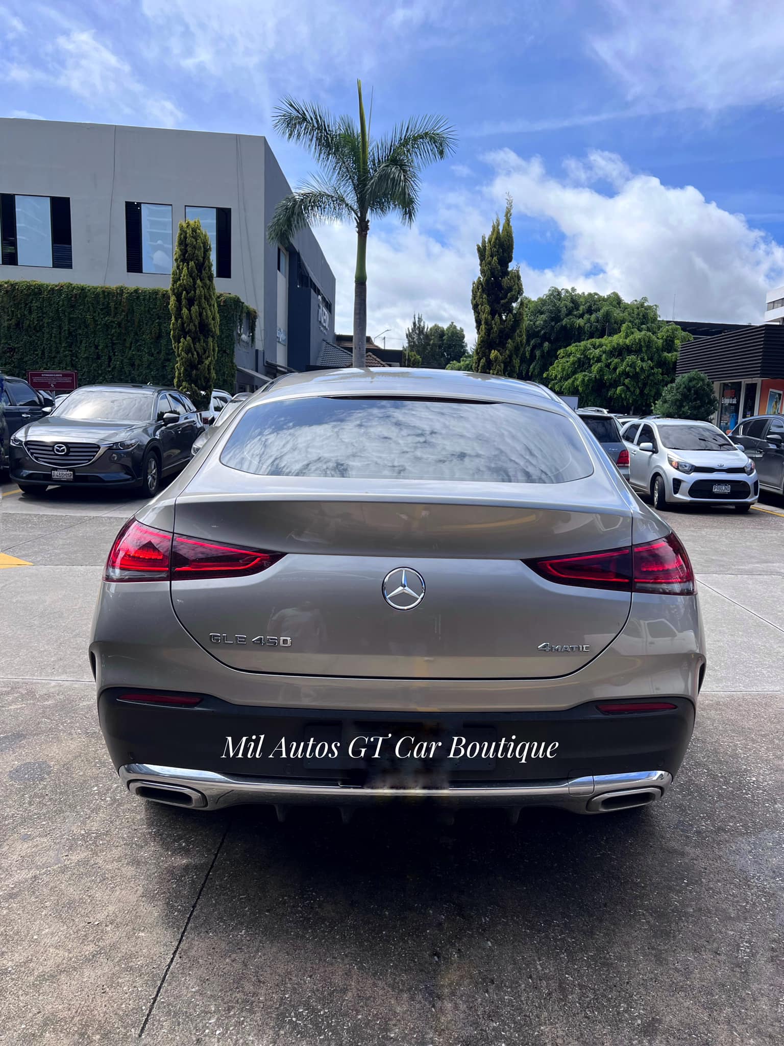 MercedesBenz (7)