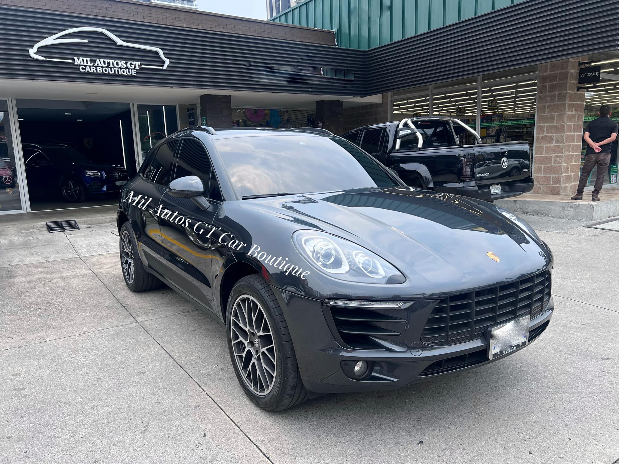 Porsche Macan (2)