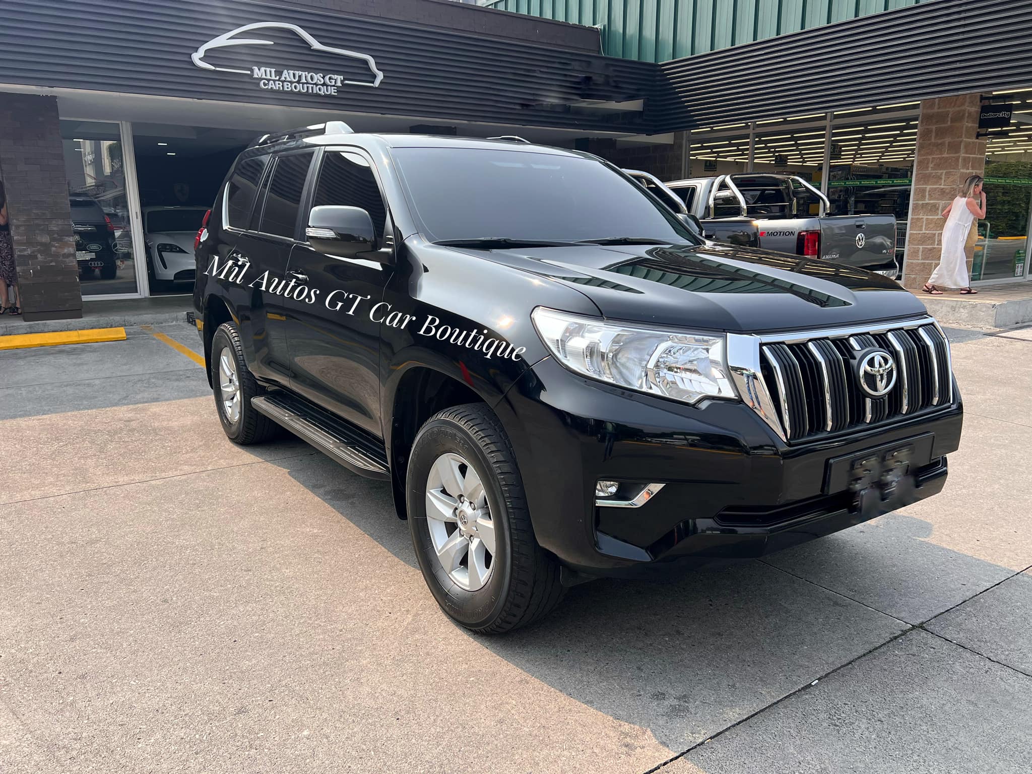 Toyota prado (13)