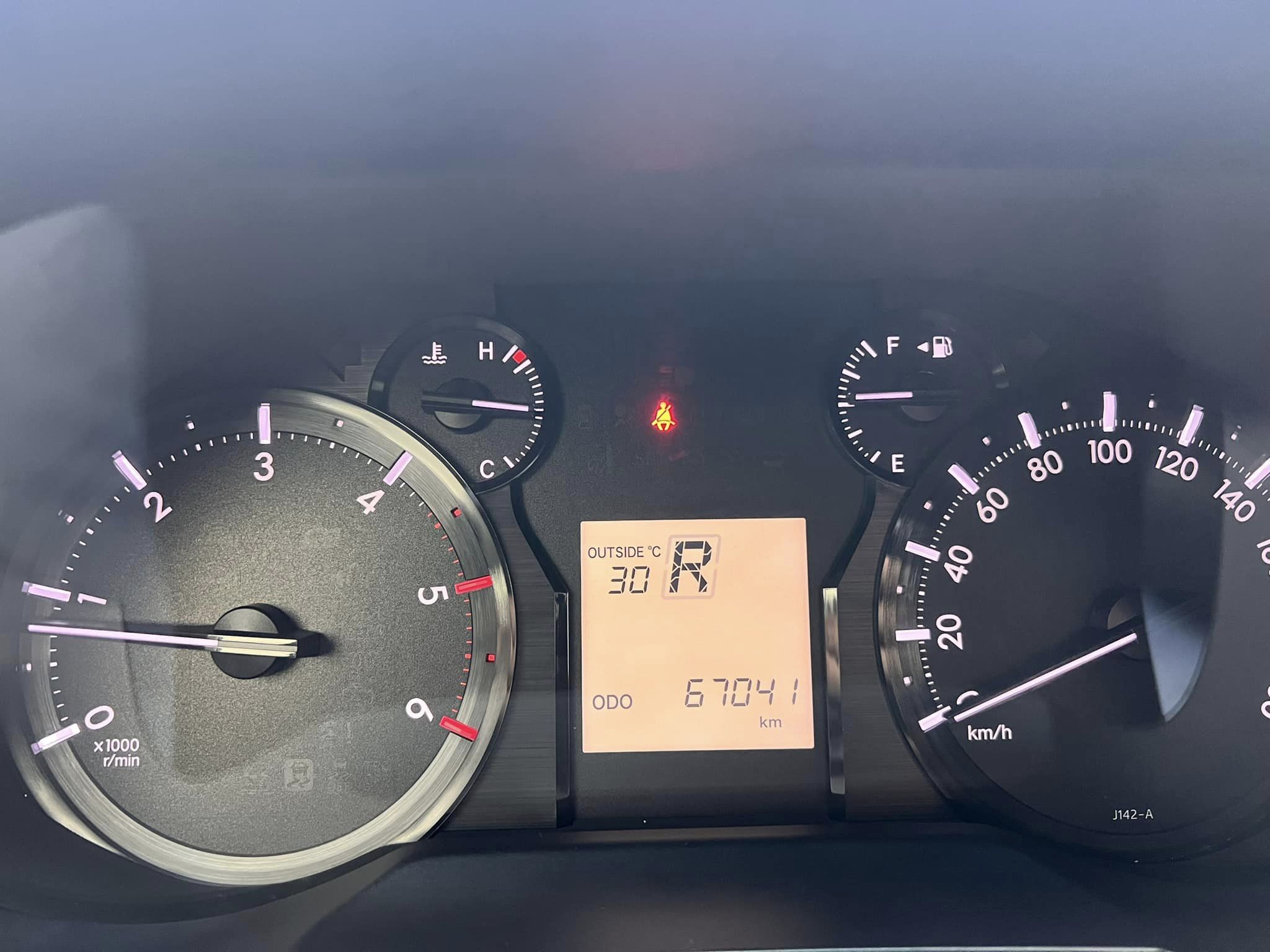 Toyota prado (9)