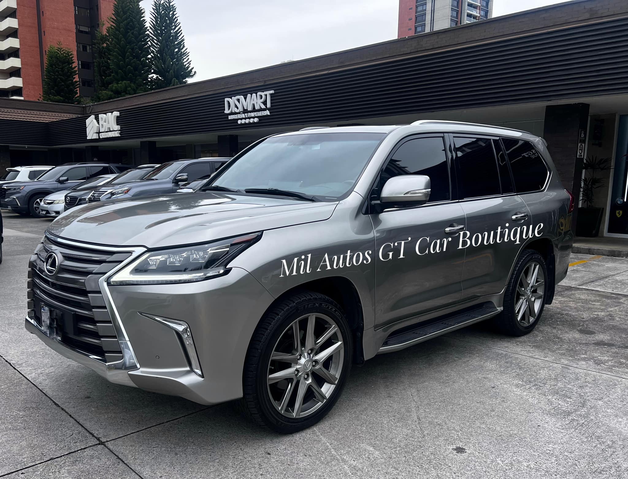 Lexus LX 570