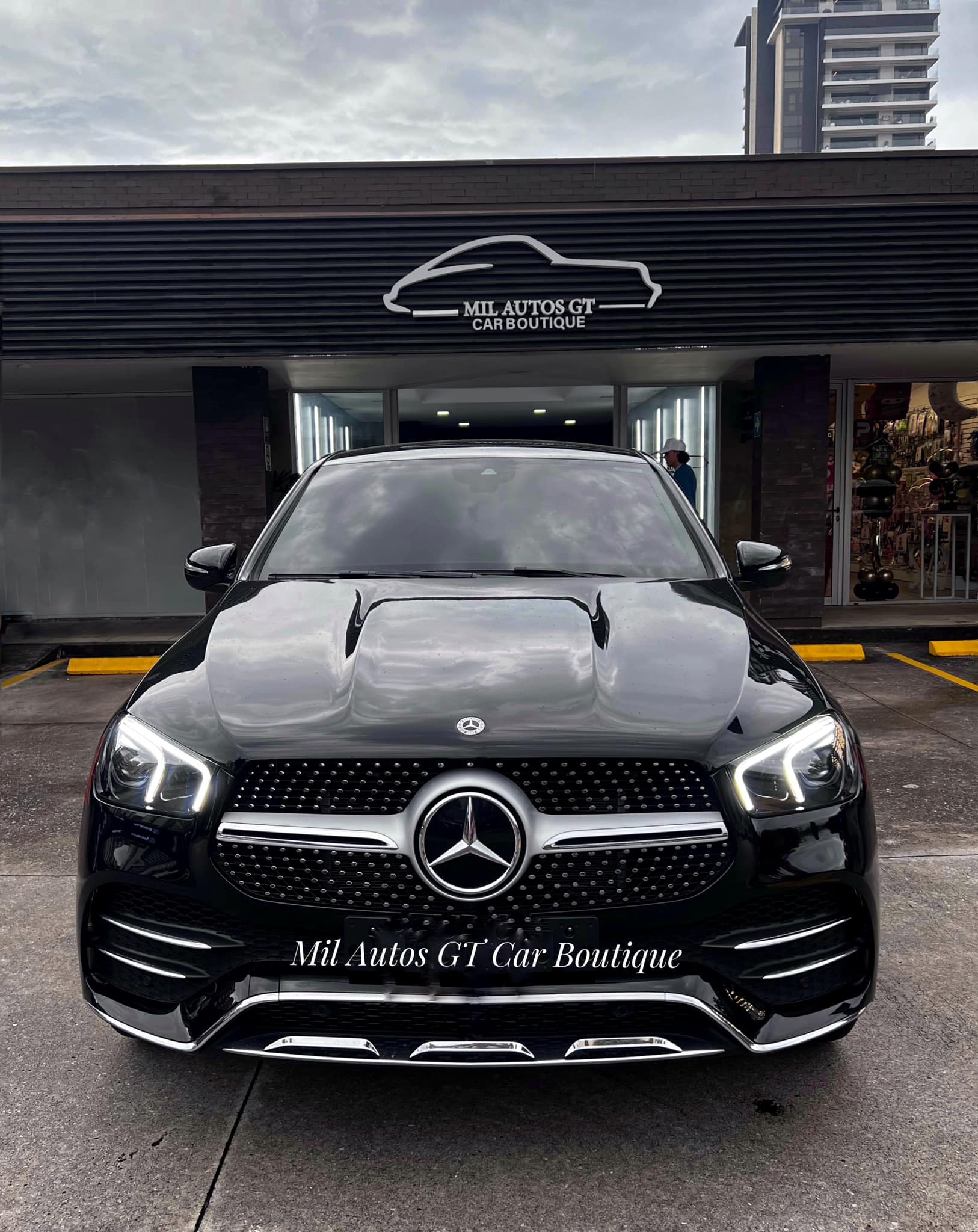 Mercedes Benz (12)